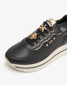NeroGiardini Sneakers da donna in pelle con charms - Musto Calzature srl
