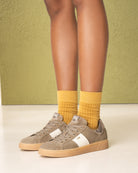 NeroGiardini sneakers da donna in pelle scamosciata - Musto Calzature srl