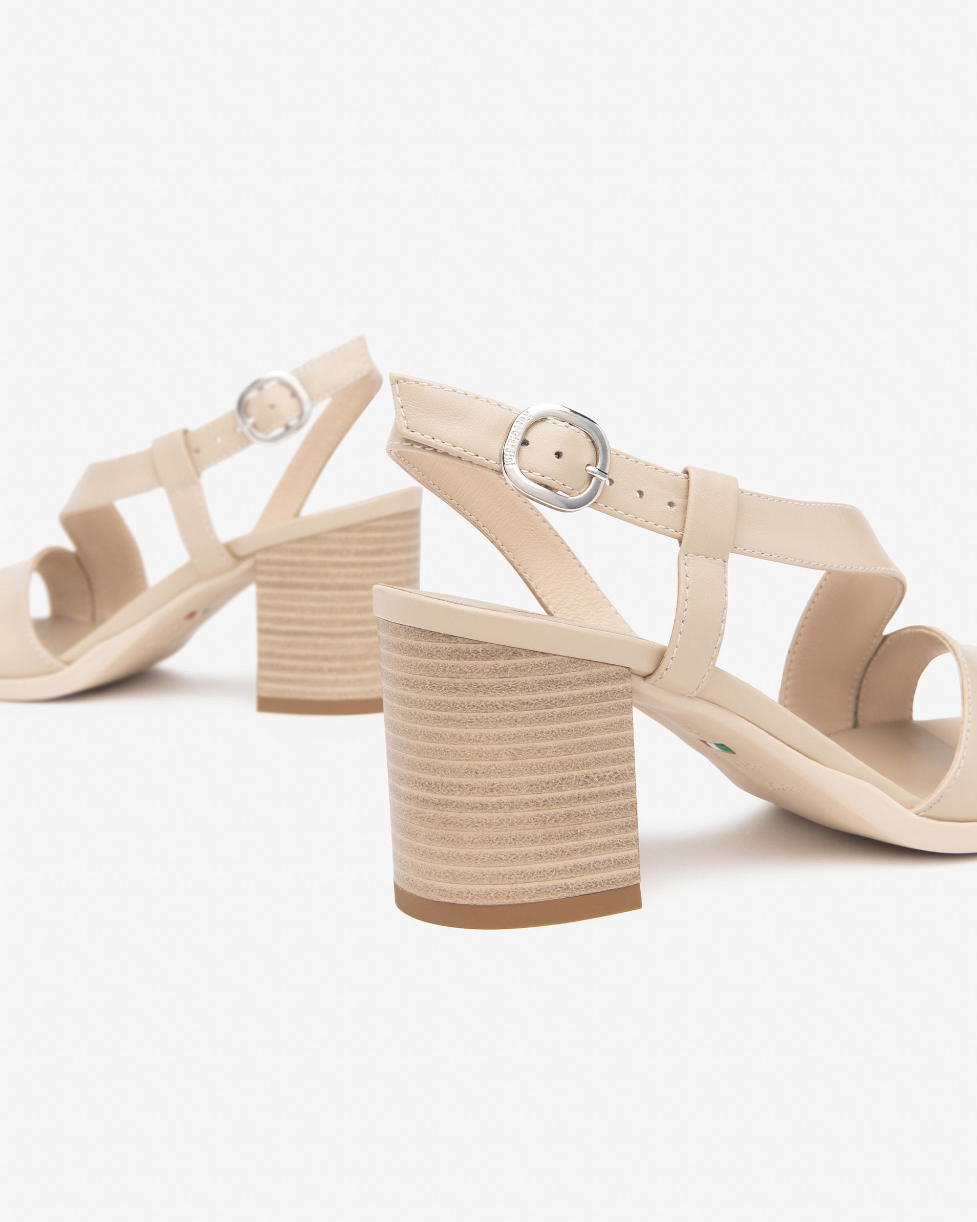 NeroGiardini sandali da donna in pelle Made in Italy - Musto Calzature srl