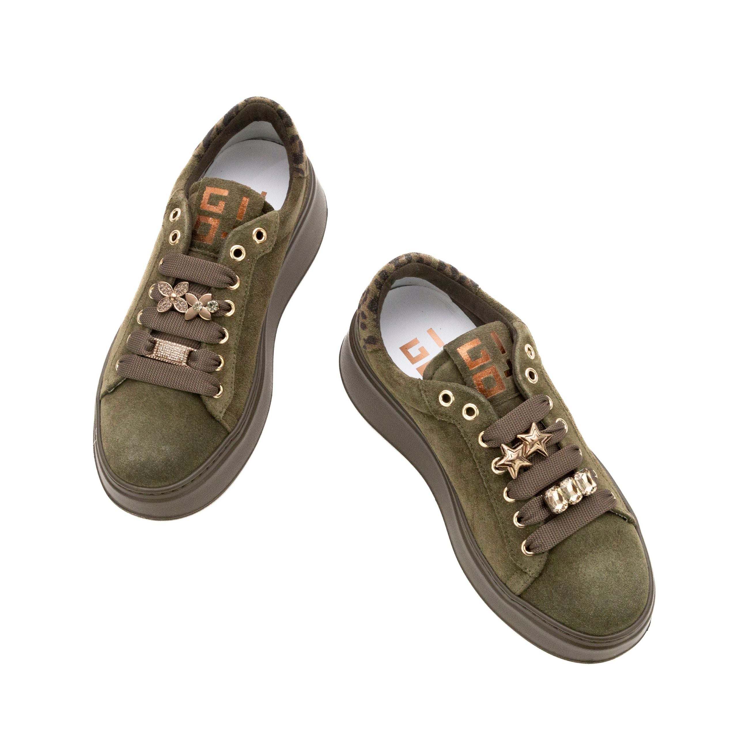 GIO + Sneakers Camoscio PIA 402A - Musto Calzature srl