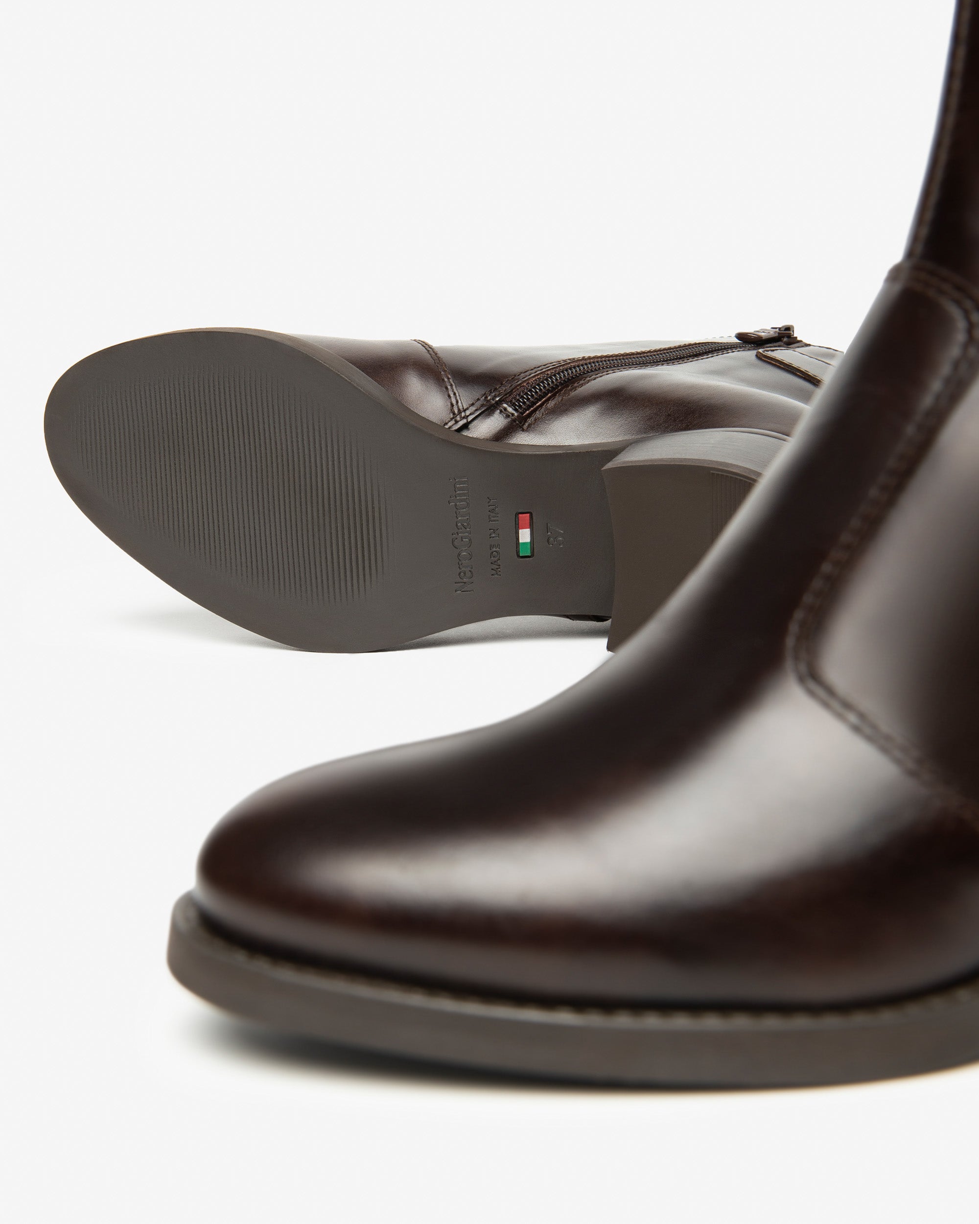 NeroGiardini stivaletti da donna in pelle con tacco medio - Musto Calzature srl