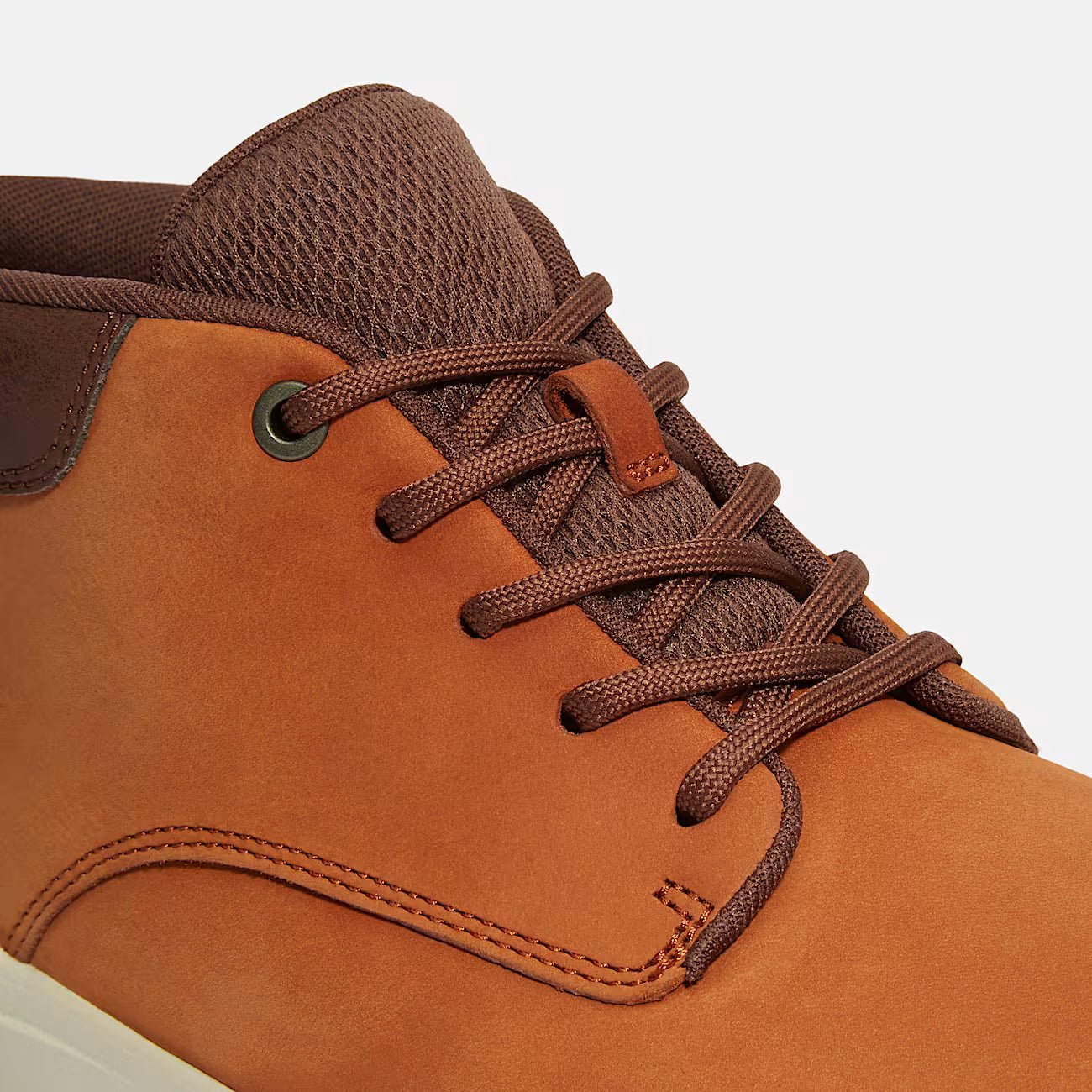TIMBERLAND Polacchino uomo NUBUCK SENECA BAY MID nu - Musto Calzature srl