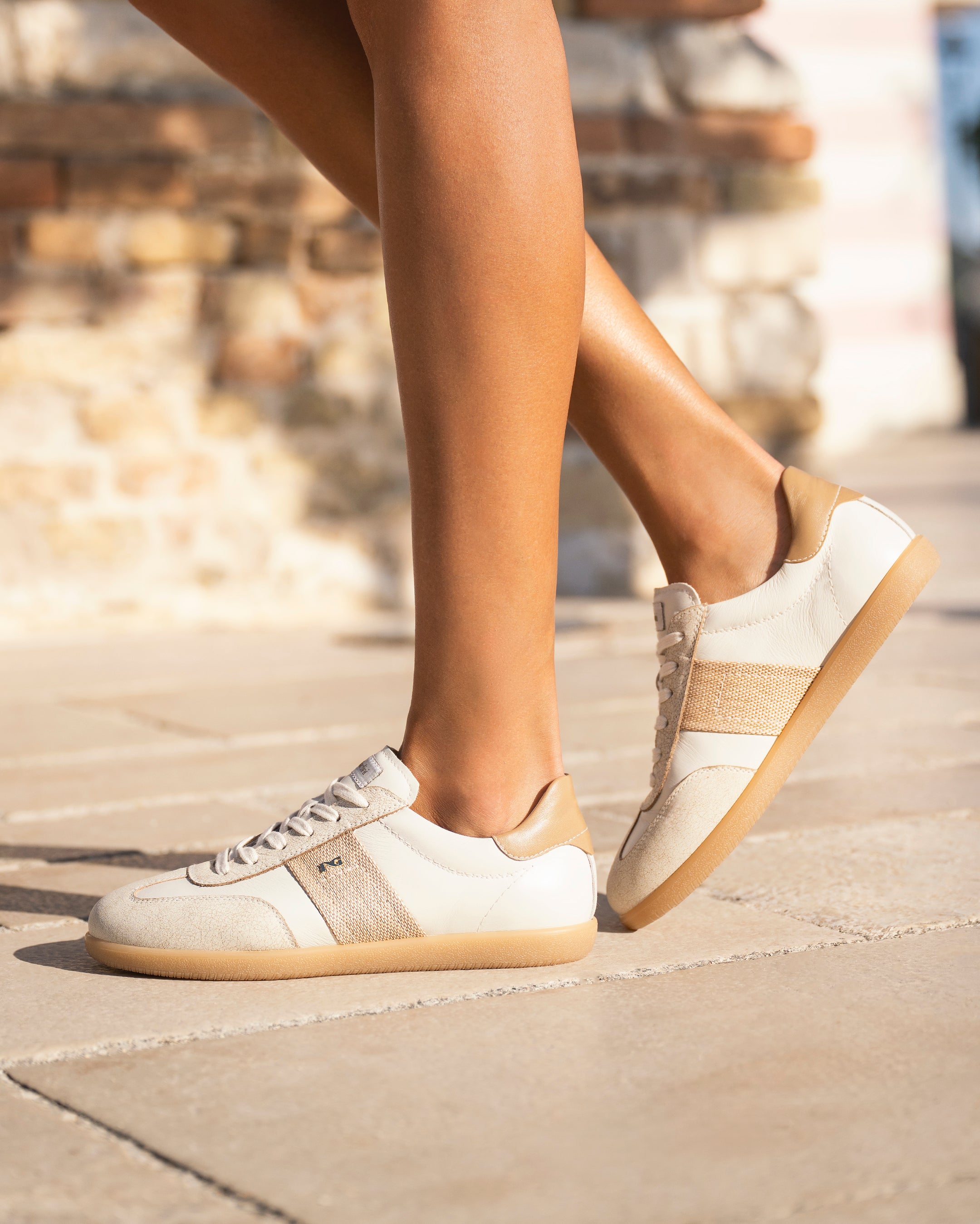 NEROGIARDINI Sneakers da donna in pelle e camoscio - Musto Calzature srl