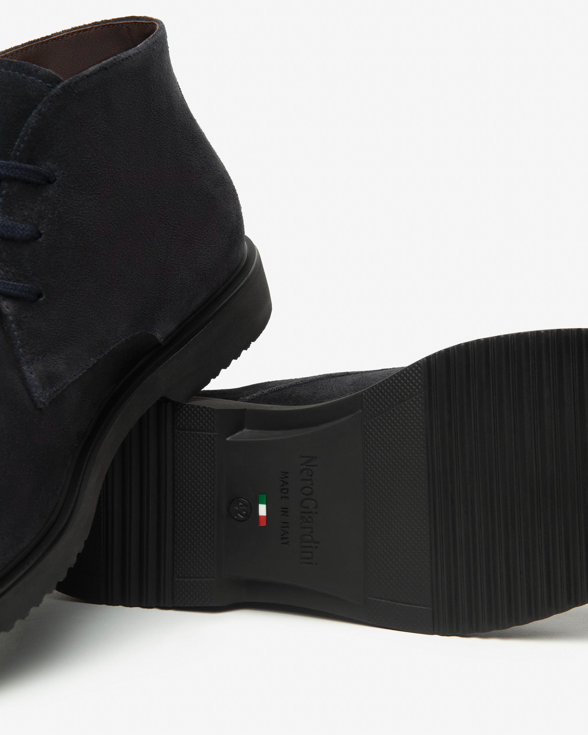 NeroGiardini polacchini da uomo in pelle scamosciata - Musto Calzature srl