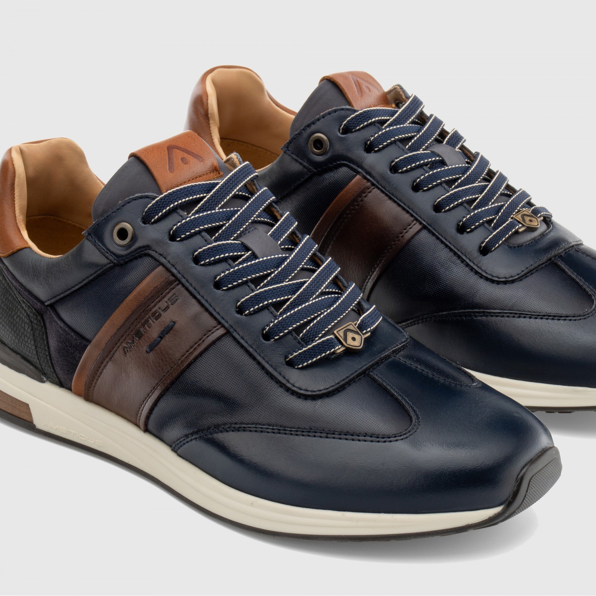 AMBITIOUS Sneakers uomo Pelle SLOW 14050 - Musto Calzature srl