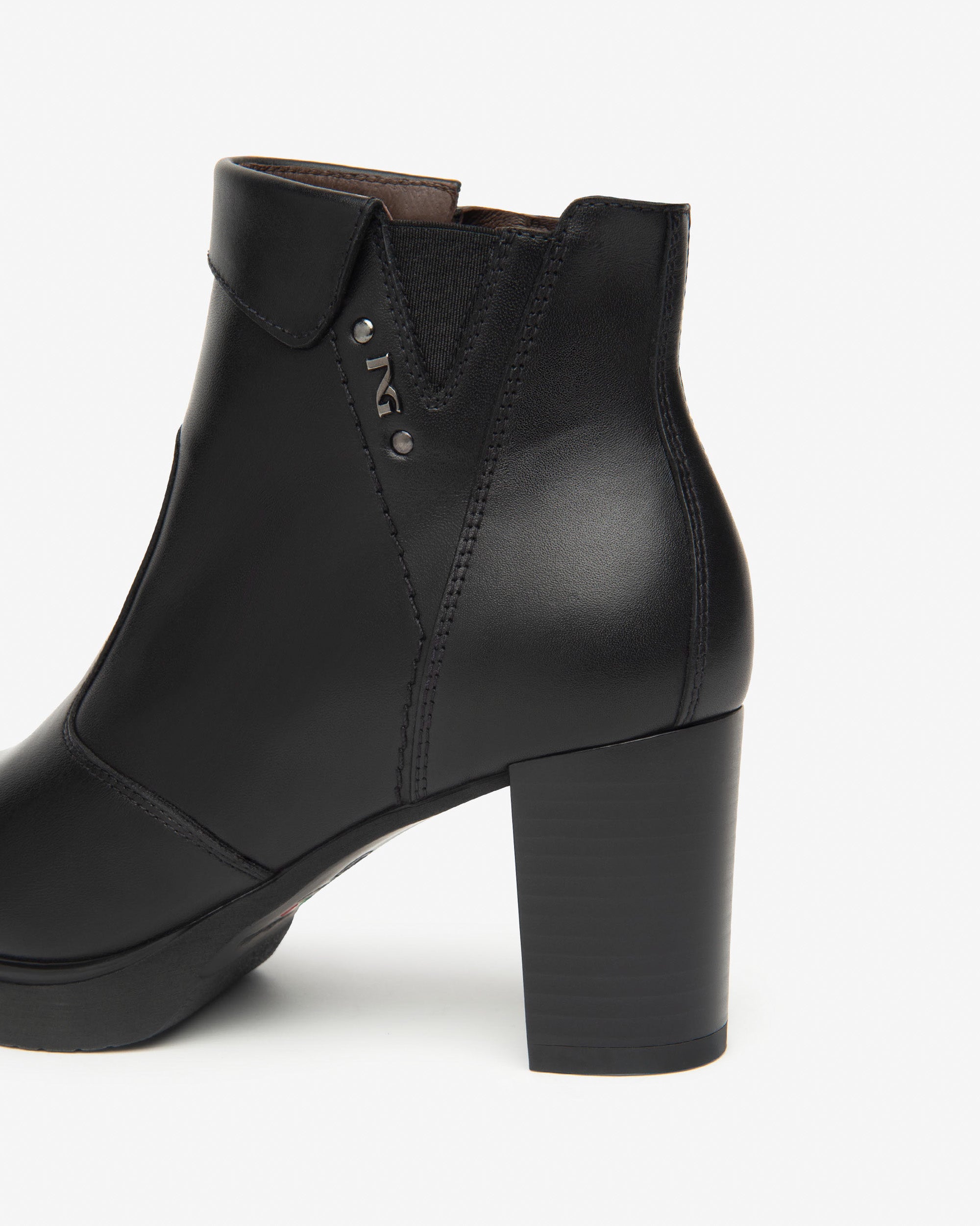 NeroGiardini Tronchetti da donna in pelle - Musto Calzature srl