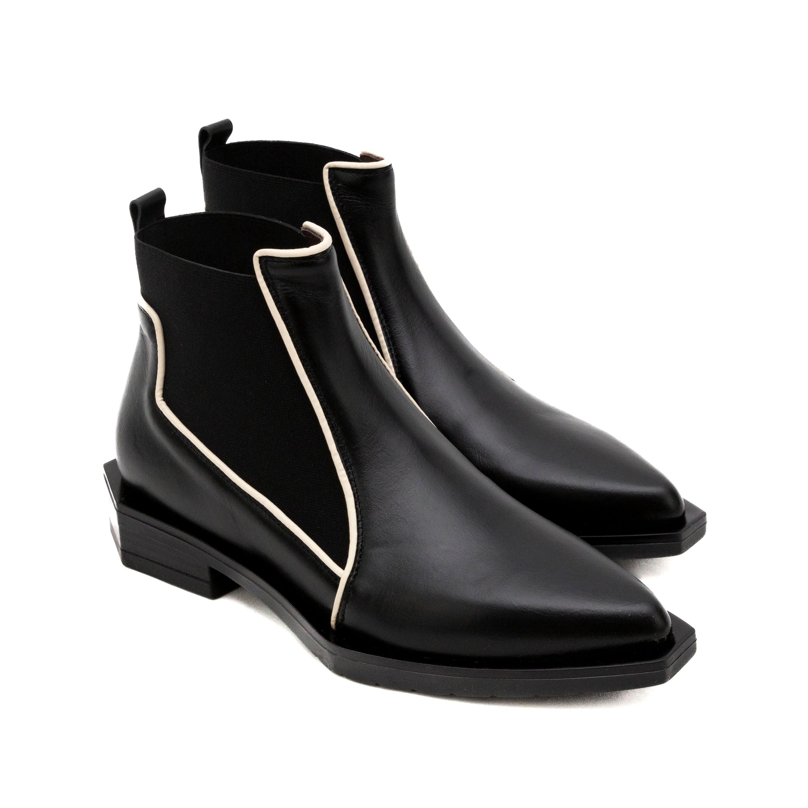 LE BOHéMIEN Stivaletti pelle+vernice G013 - Musto Calzature srl