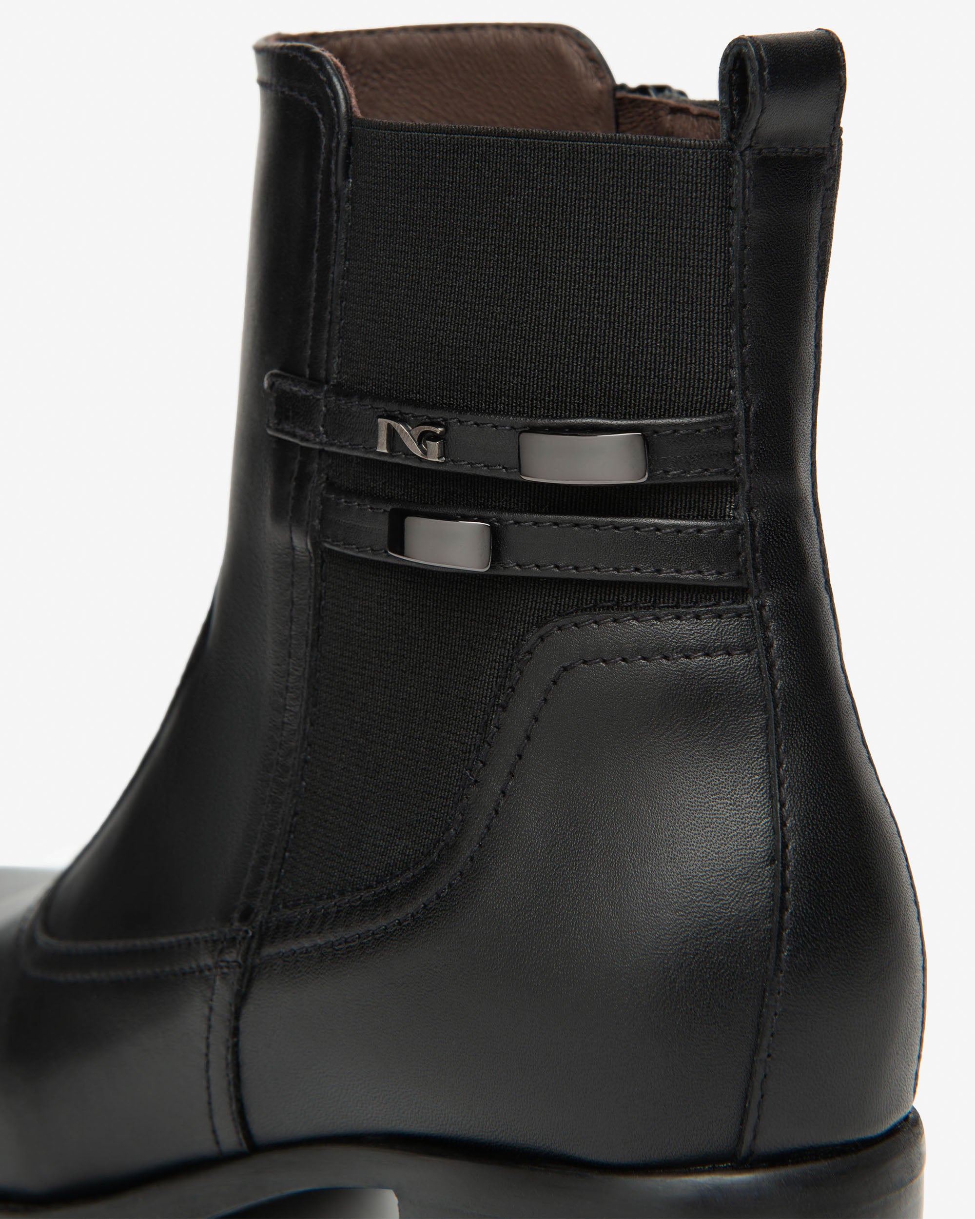 NeroGiardini Stivaletti da donna in pelle - Musto Calzature srl