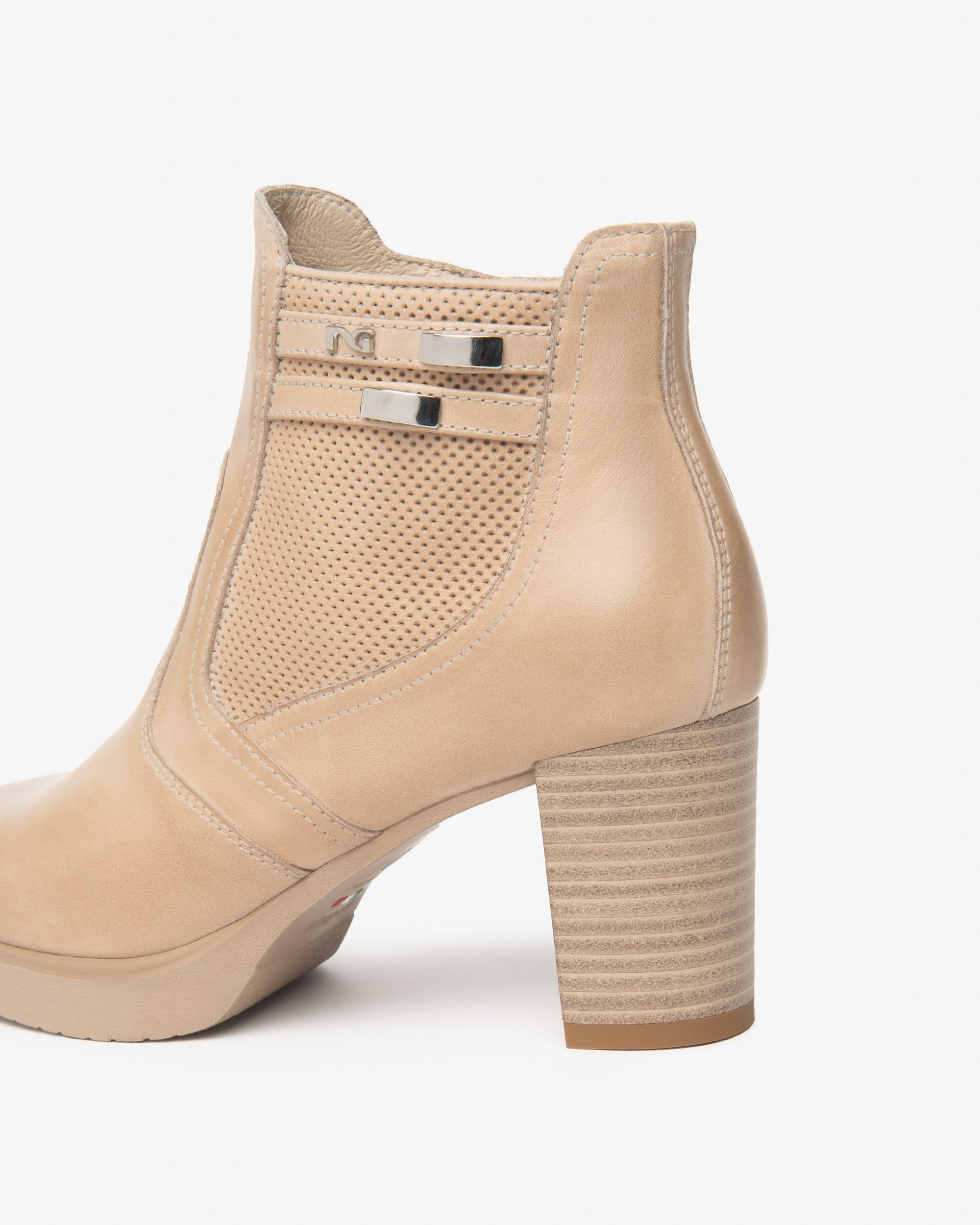 NEROGIARDINI Stivaletti Pelle E615080D - Musto Calzature srl