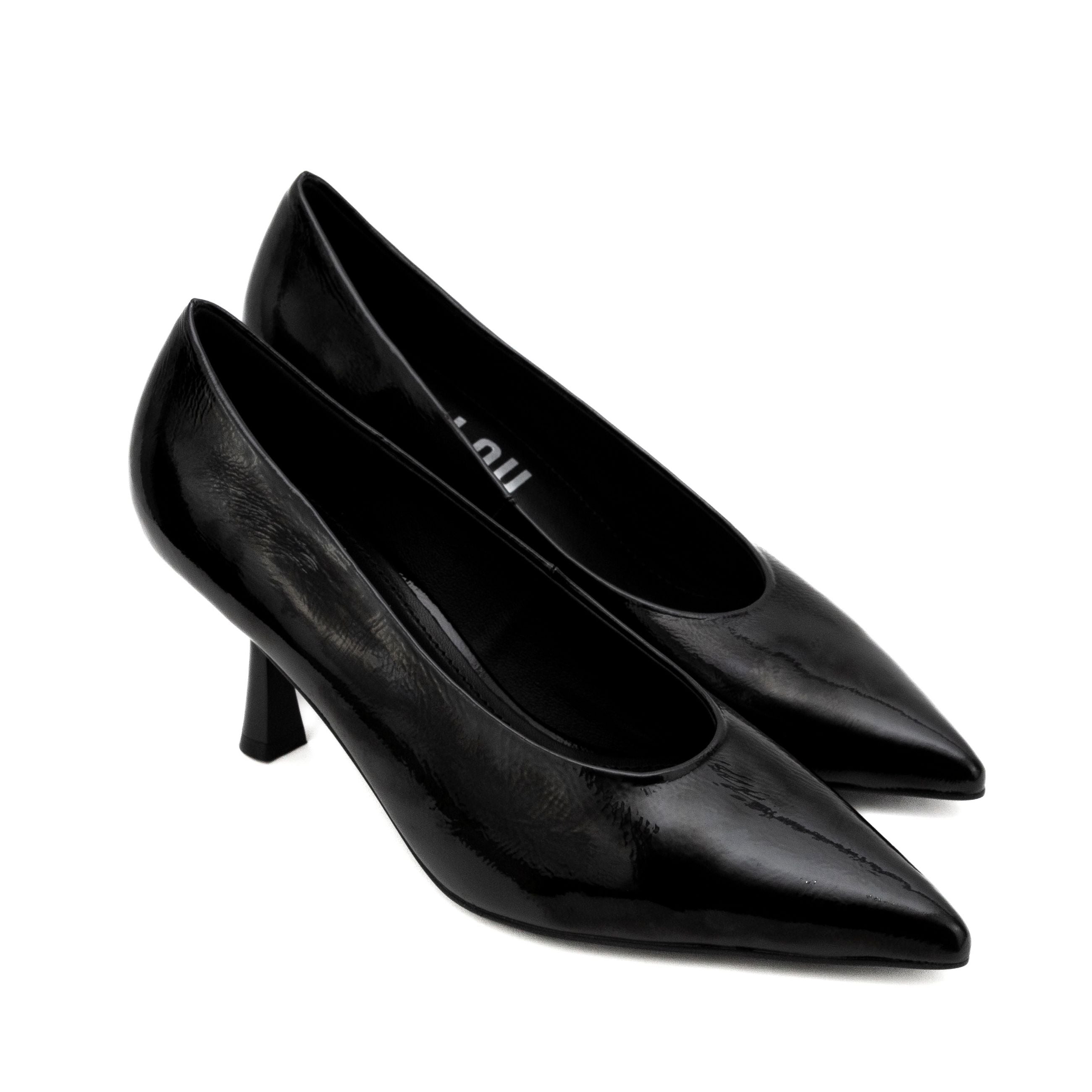 BIBI LOU Décolleté in pelle di vernice TIARE - Musto Calzature srl