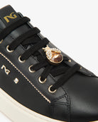NeroGiardini sneakers da donna in pelle con dettaglio charm - Musto Calzature srl
