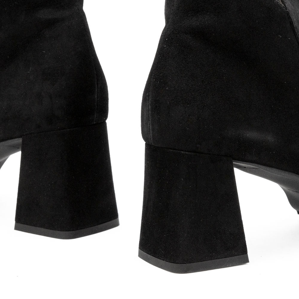 BRUNATE Stivaletti Camoscio 68231 - Musto Calzature srl