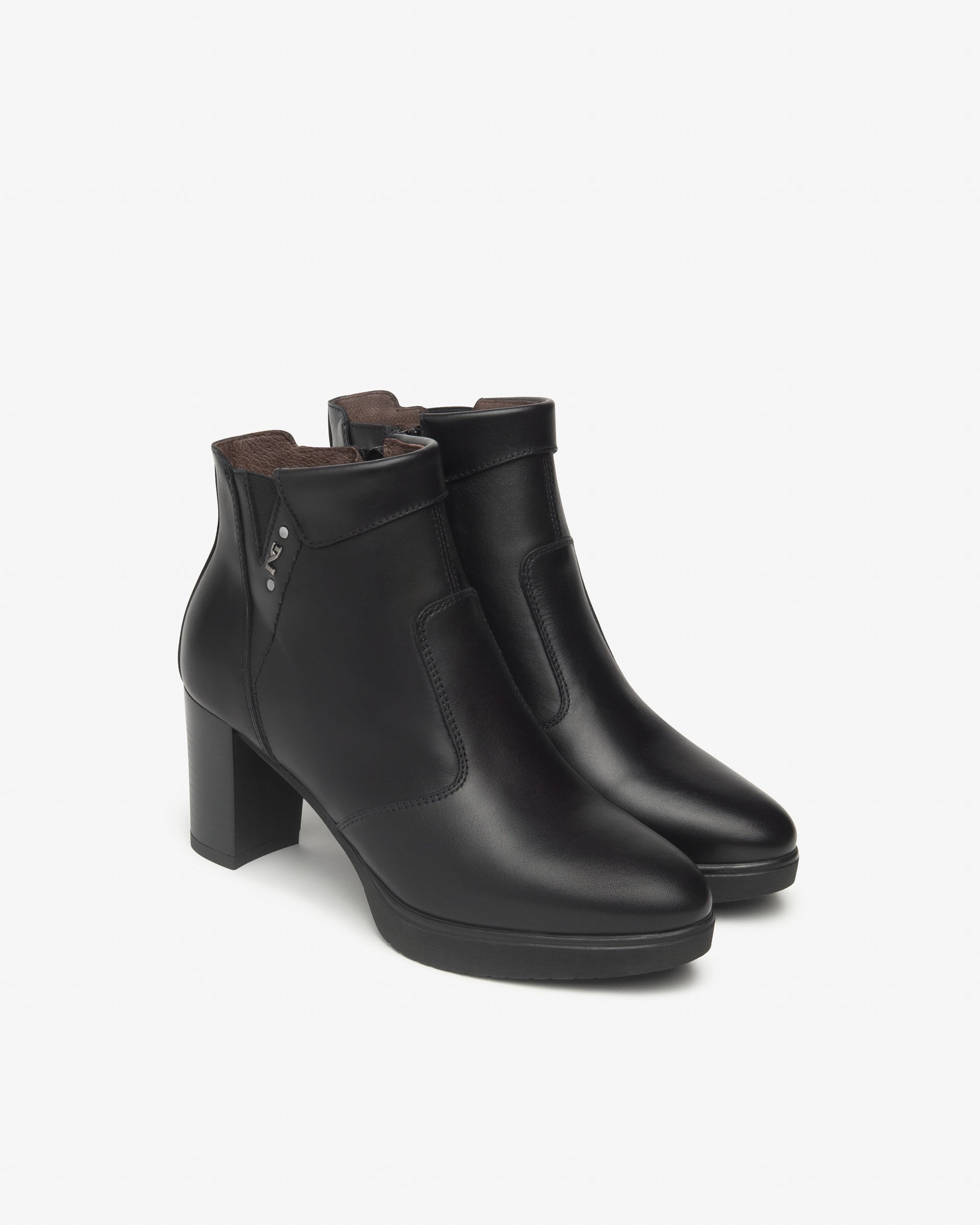 NeroGiardini Tronchetti da donna in pelle - Musto Calzature srl