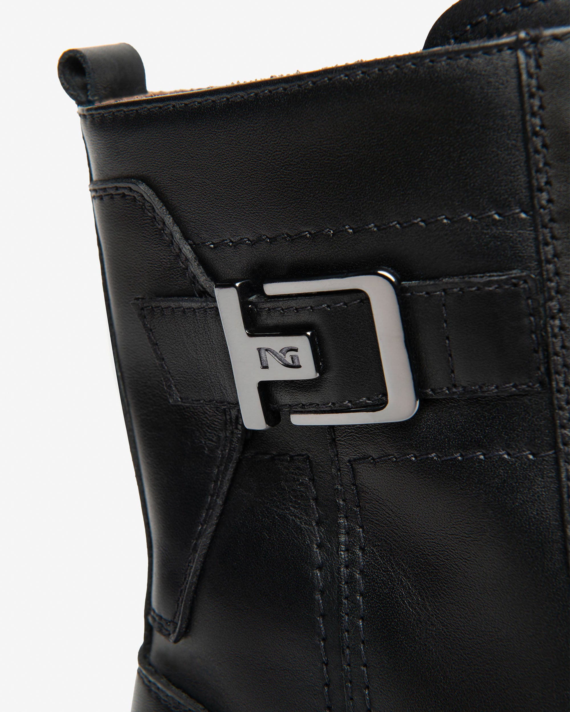 NeroGiardini Anfibi da donna in pelle con fibbia laterale - Musto Calzature srl