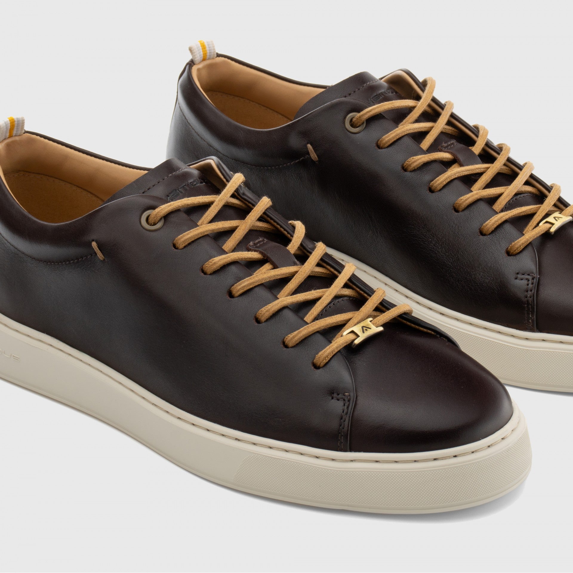 AMBITIOUS Sneakers uomo Pelle LEWIS 13797 - Musto Calzature srl
