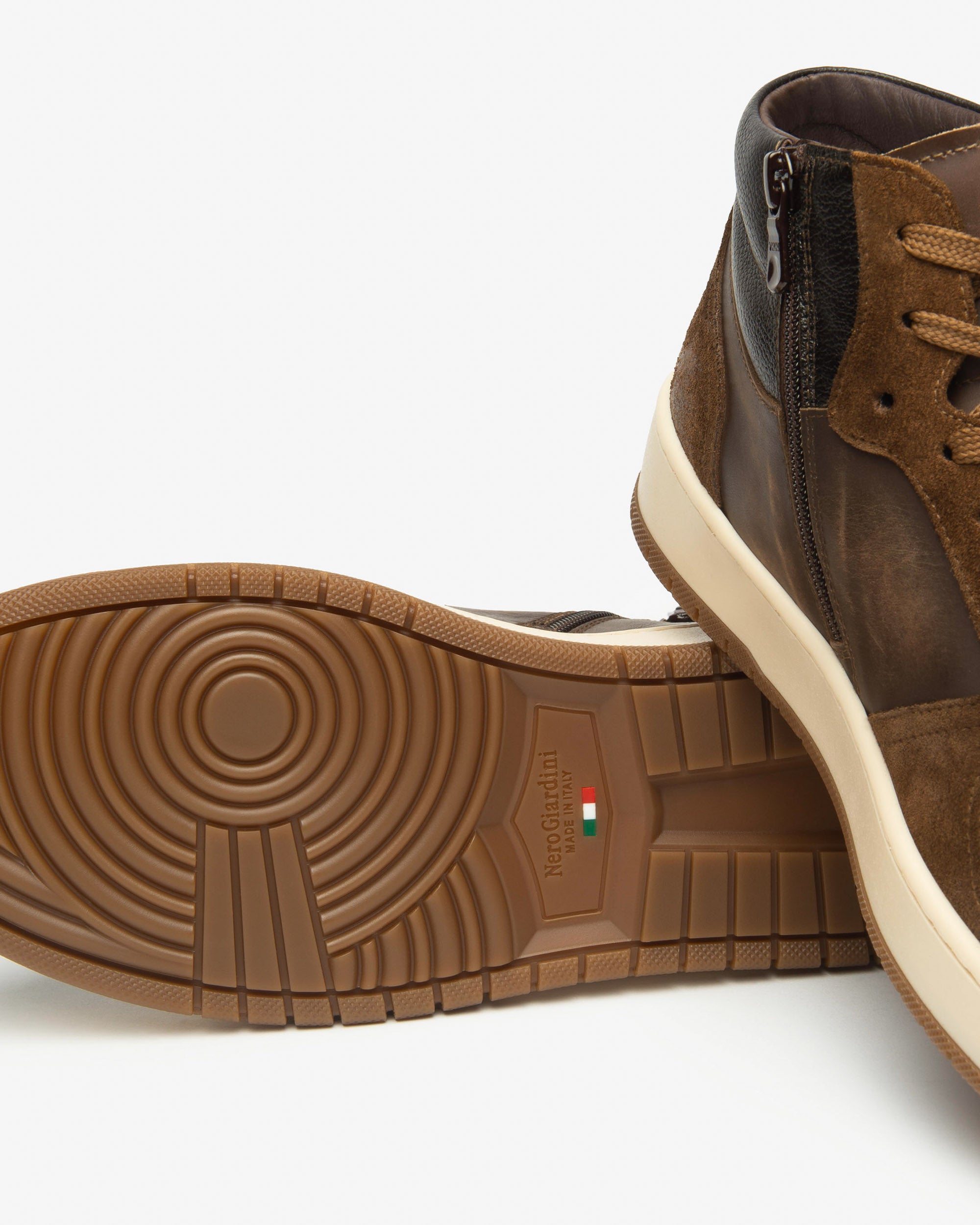 NeroGiardini Sneakers uomo in pelle e camoscio - Musto Calzature srl