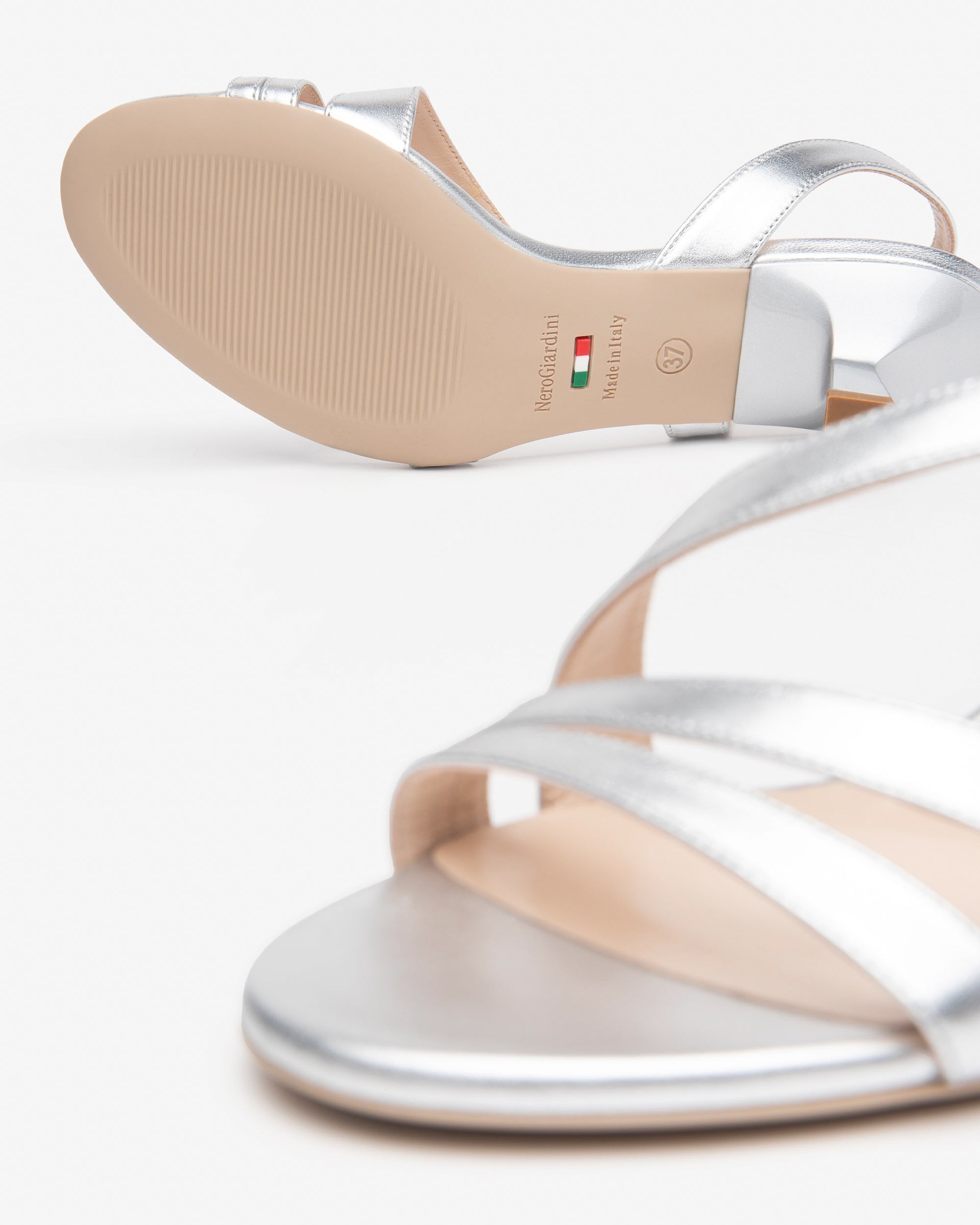NeroGiardini sandali in pelle - Musto Calzature srl