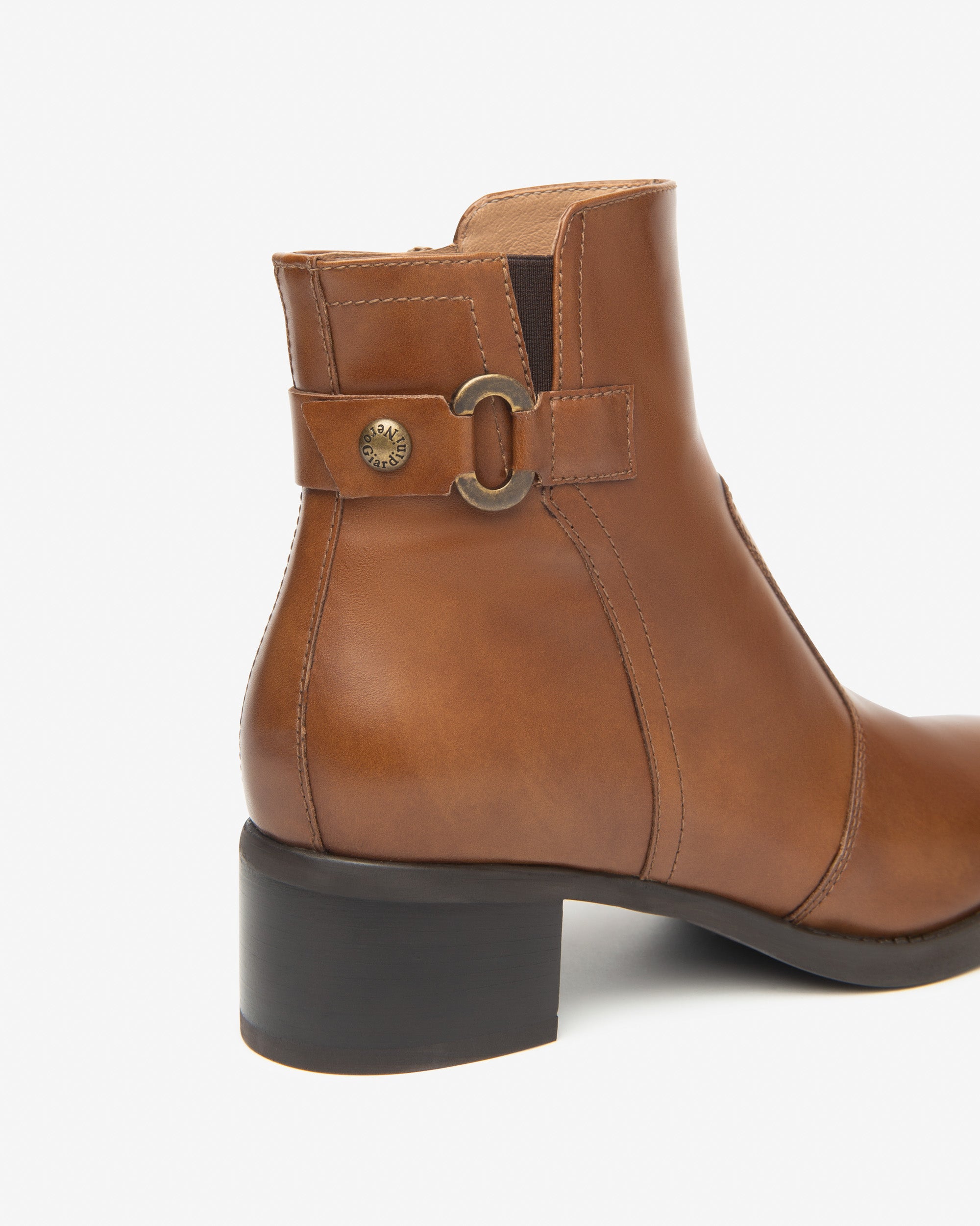 NeroGiardini stivaletti da donna in pelle con tacco medio - Musto Calzature srl