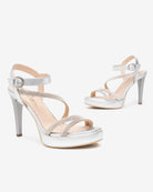 NeroGiardini sandali con tacco alto in pelle e strass - Musto Calzature srl