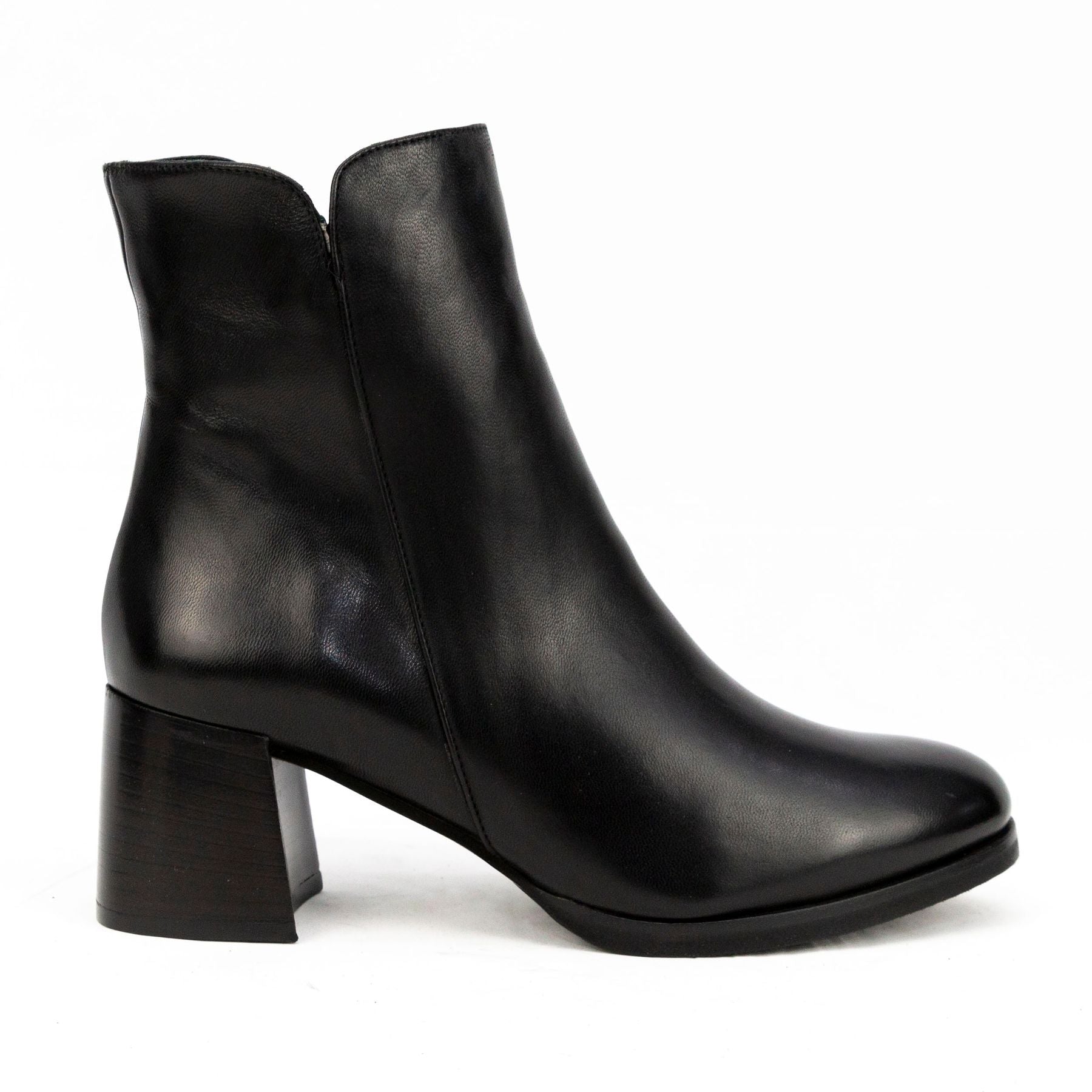 MUSTO Stivaletti NAPPA HUG DT586M - Musto Calzature srl