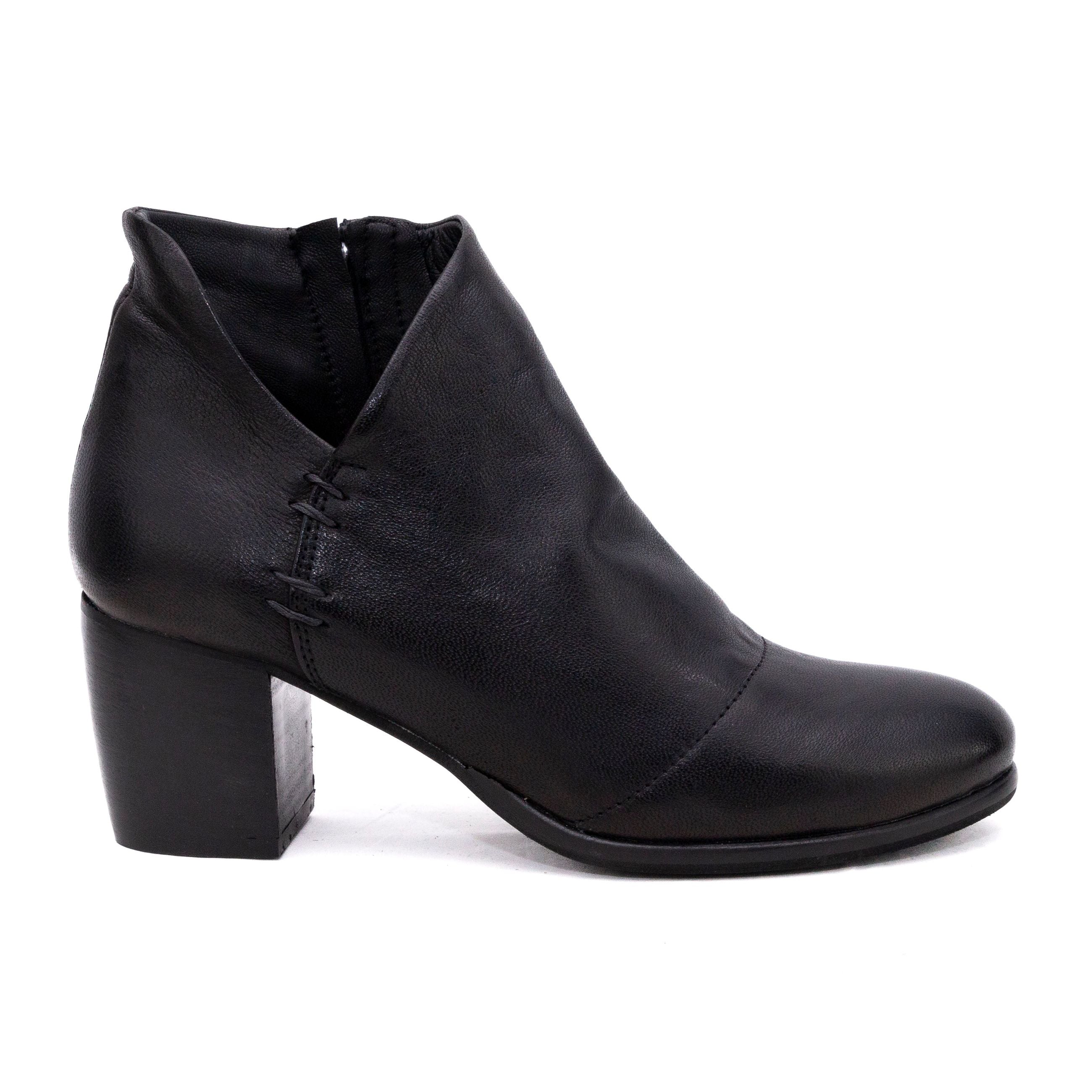 MUSTO Stivaletti Pelle MUSA 3300 - Musto Calzature srl