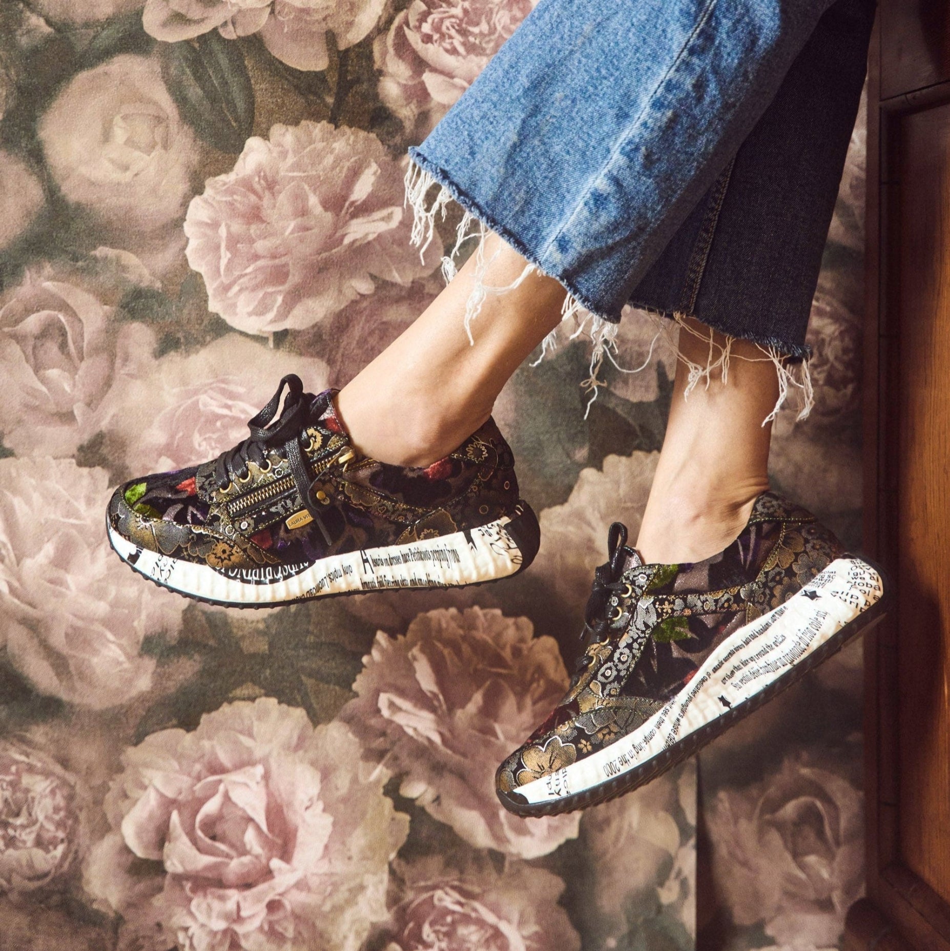 LAURA VITA Sneakers pelle e tessuto BURTON 11 - Musto Calzature srl