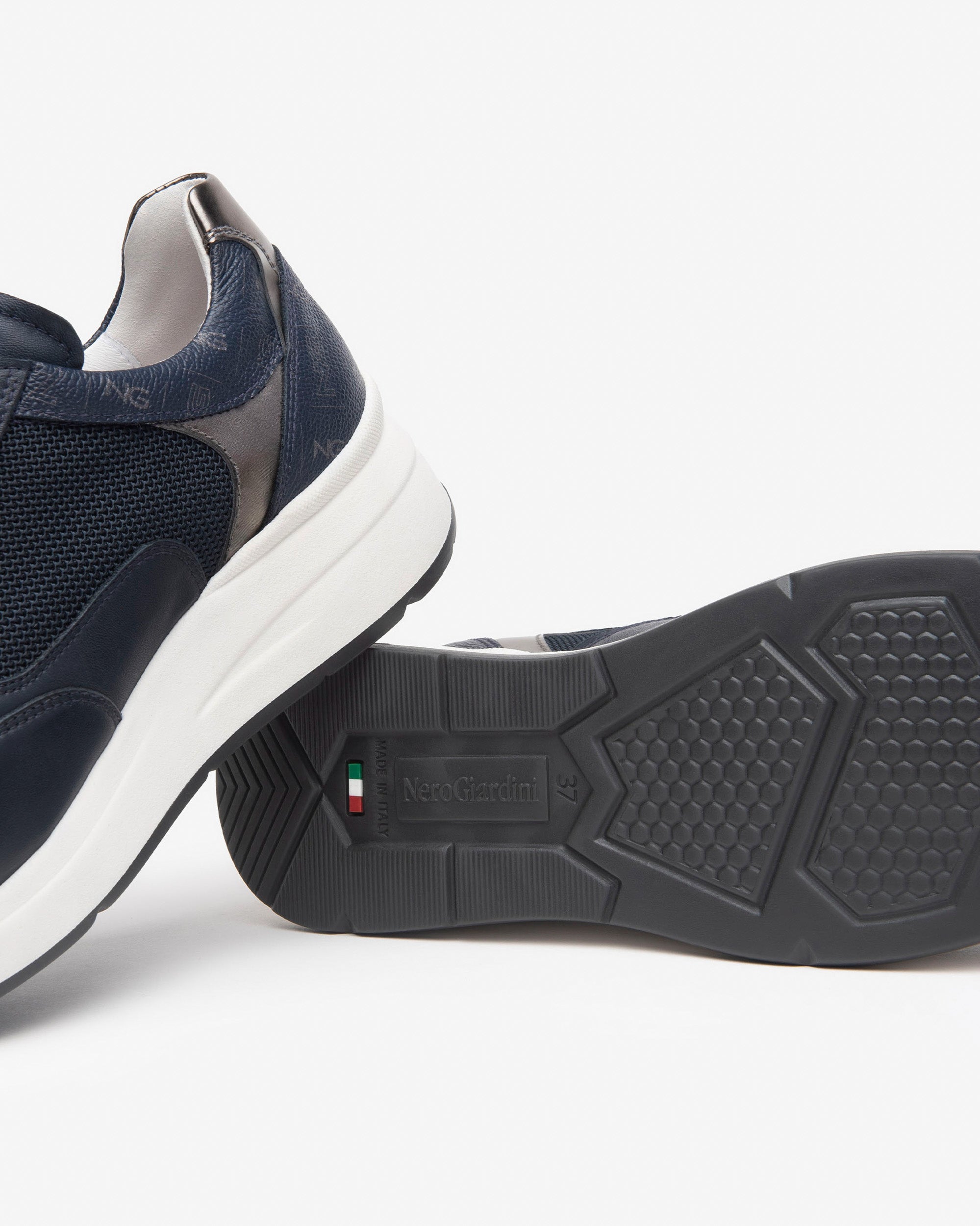NEROGIARDINI Sneakers pelle e tessuto E512930D - Musto Calzature srl