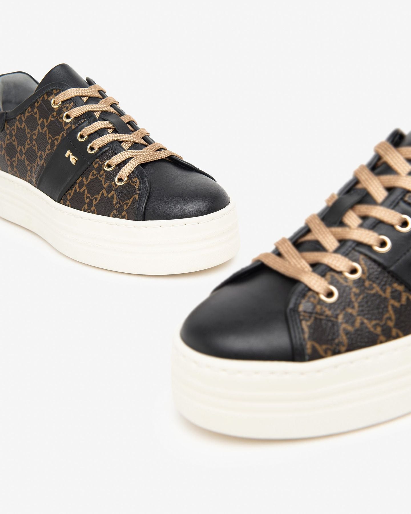 NEROGIARDINI Sneakers Pelle I411614D - Musto Calzature srl