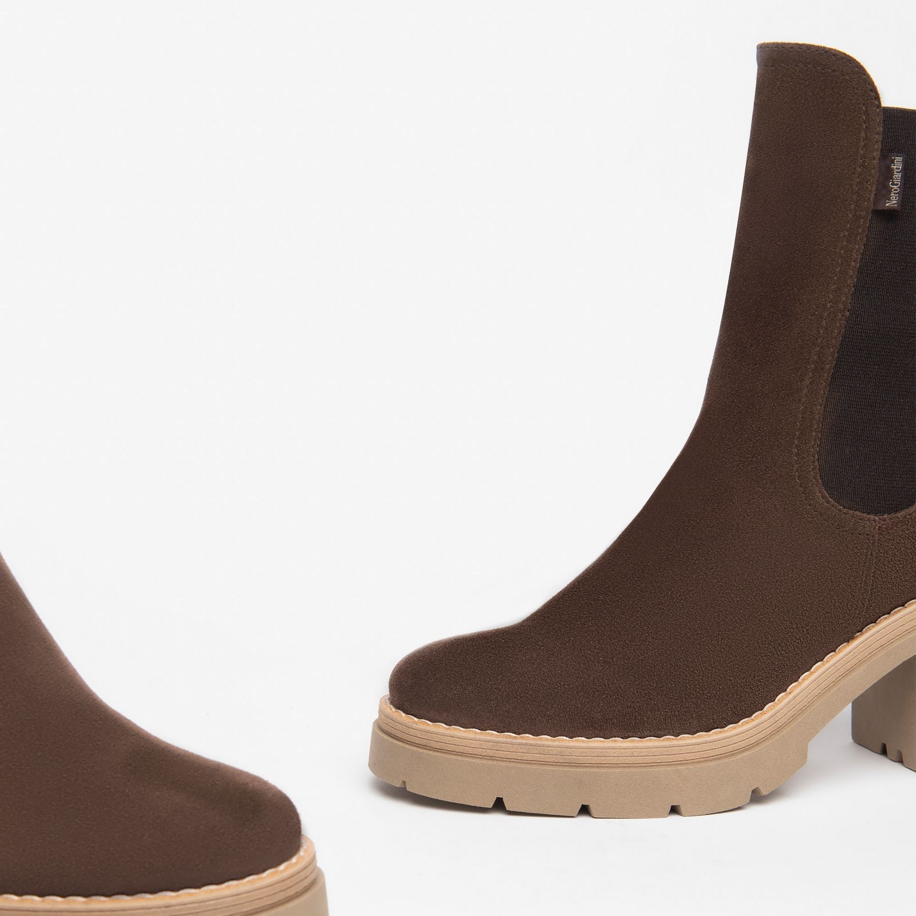 NEROGIARDINI Stivaletti Camoscio I309163D cam - Musto Calzature srl