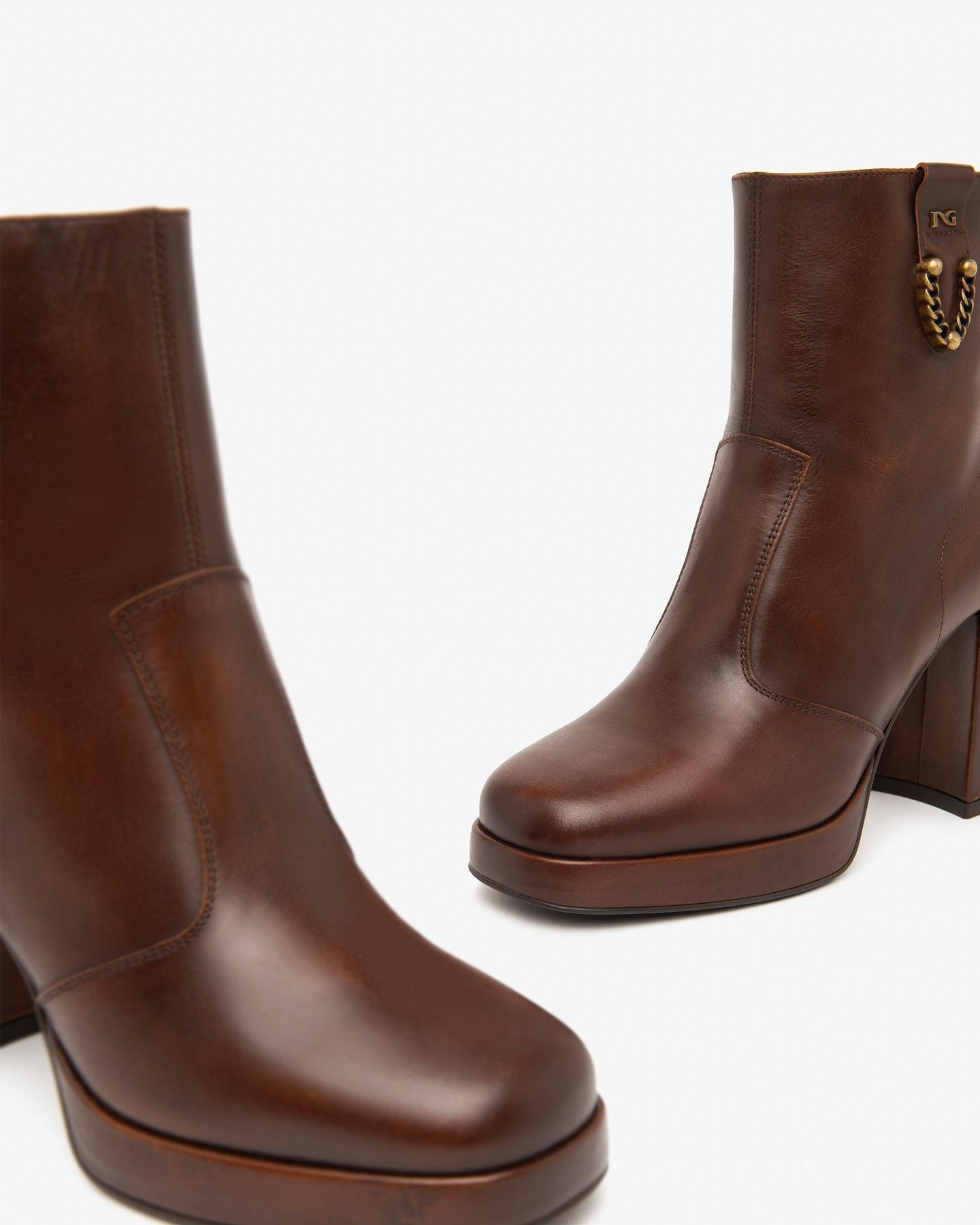 NEROGIARDINI Stivaletti Pelle I410907D - Musto Calzature srl