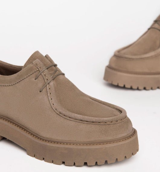 NEROGIARDINI Stringate Camoscio I205112D - Musto Calzature srl