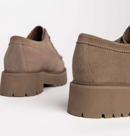 NEROGIARDINI Stringate Camoscio I205112D - Musto Calzature srl