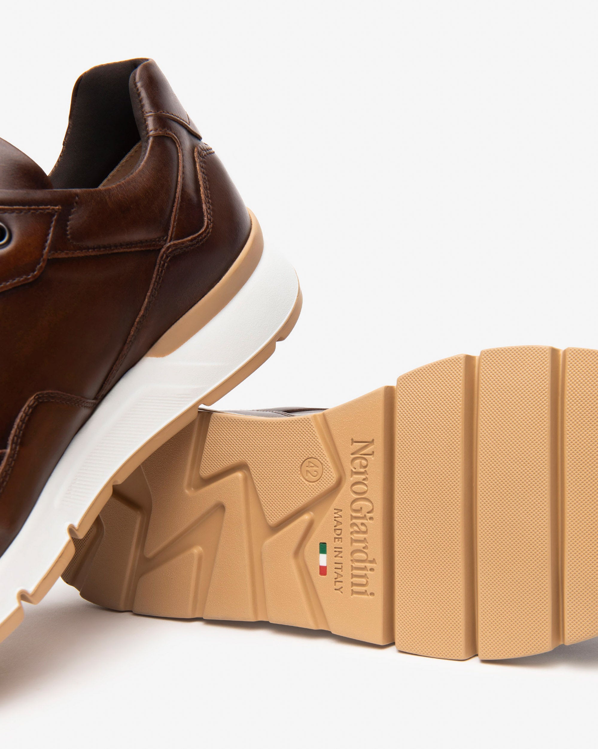 NEROGIARDINI sneakers uomo in pelle - Musto Calzature srl