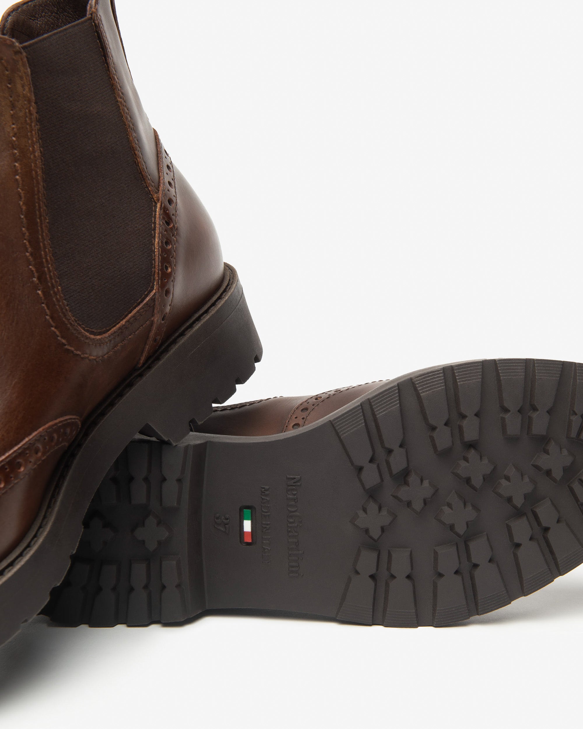 NeroGiardini stivaletti da donna in pelle con dettagli wilson - Musto Calzature srl