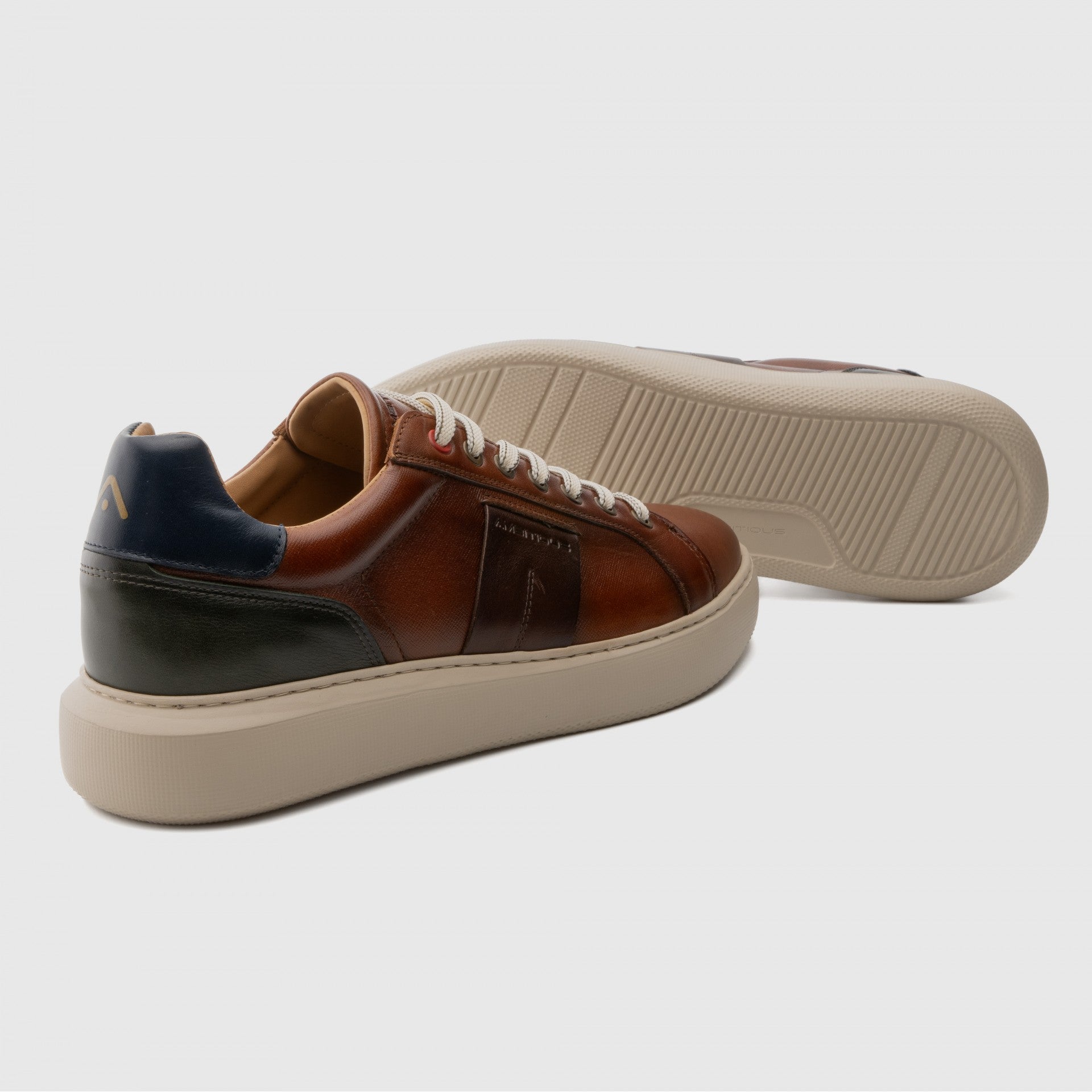 AMBITIOUS Sneakers uomo Pelle ECLIPSE 12455A - Musto Calzature srl