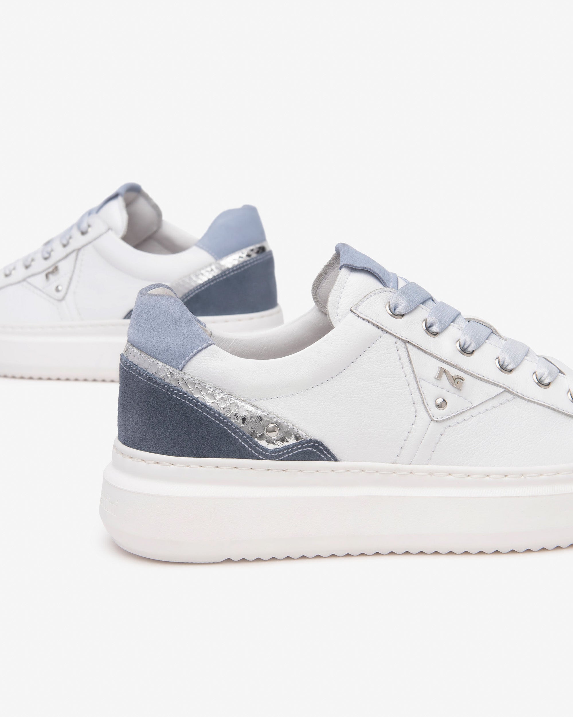 NEROGIARDINI sneakers da donna in pelle Made in Italy - Musto Calzature srl