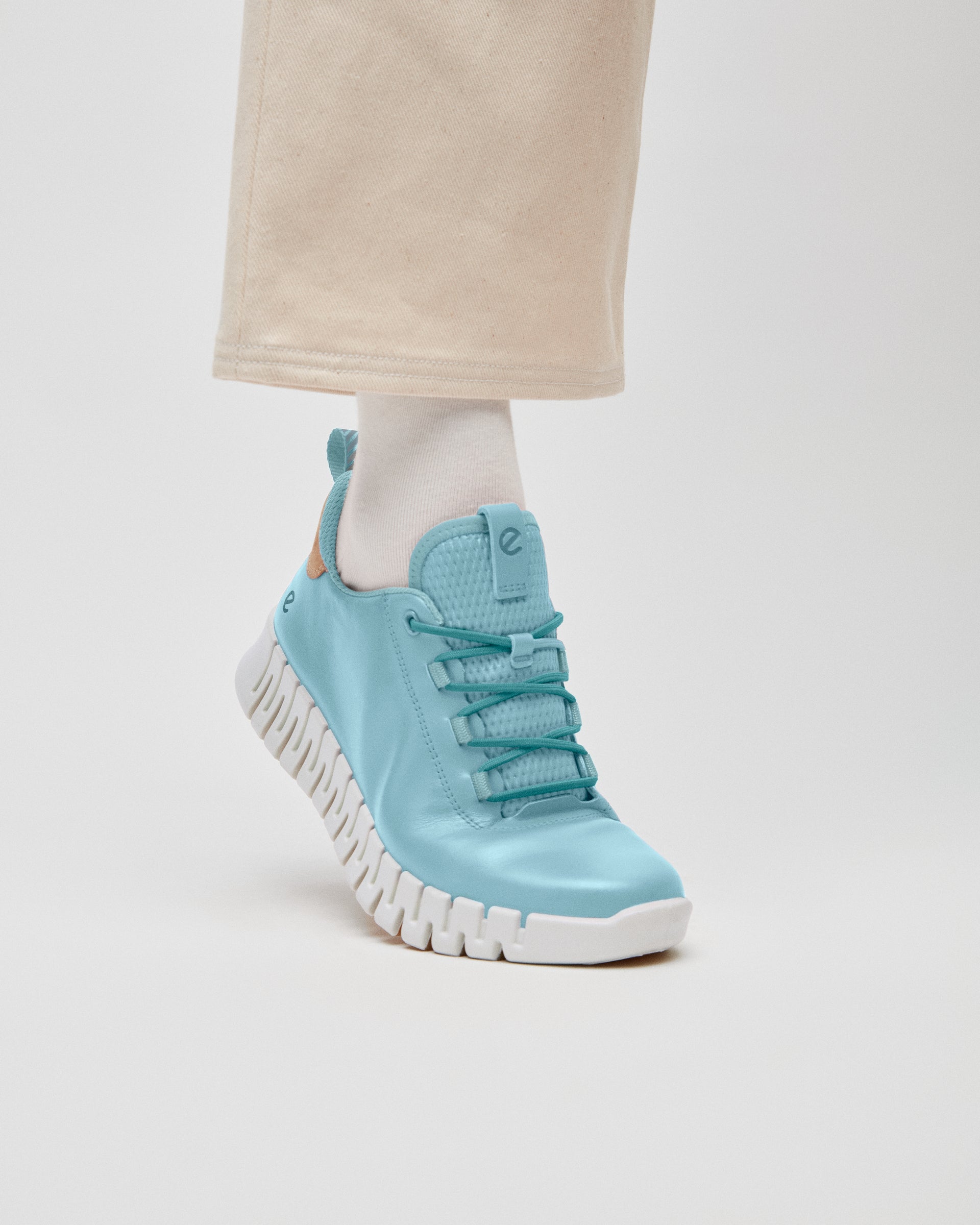 ECCO GRUUV Sneakers da donna in pelle GORETEX - Musto Calzature srl