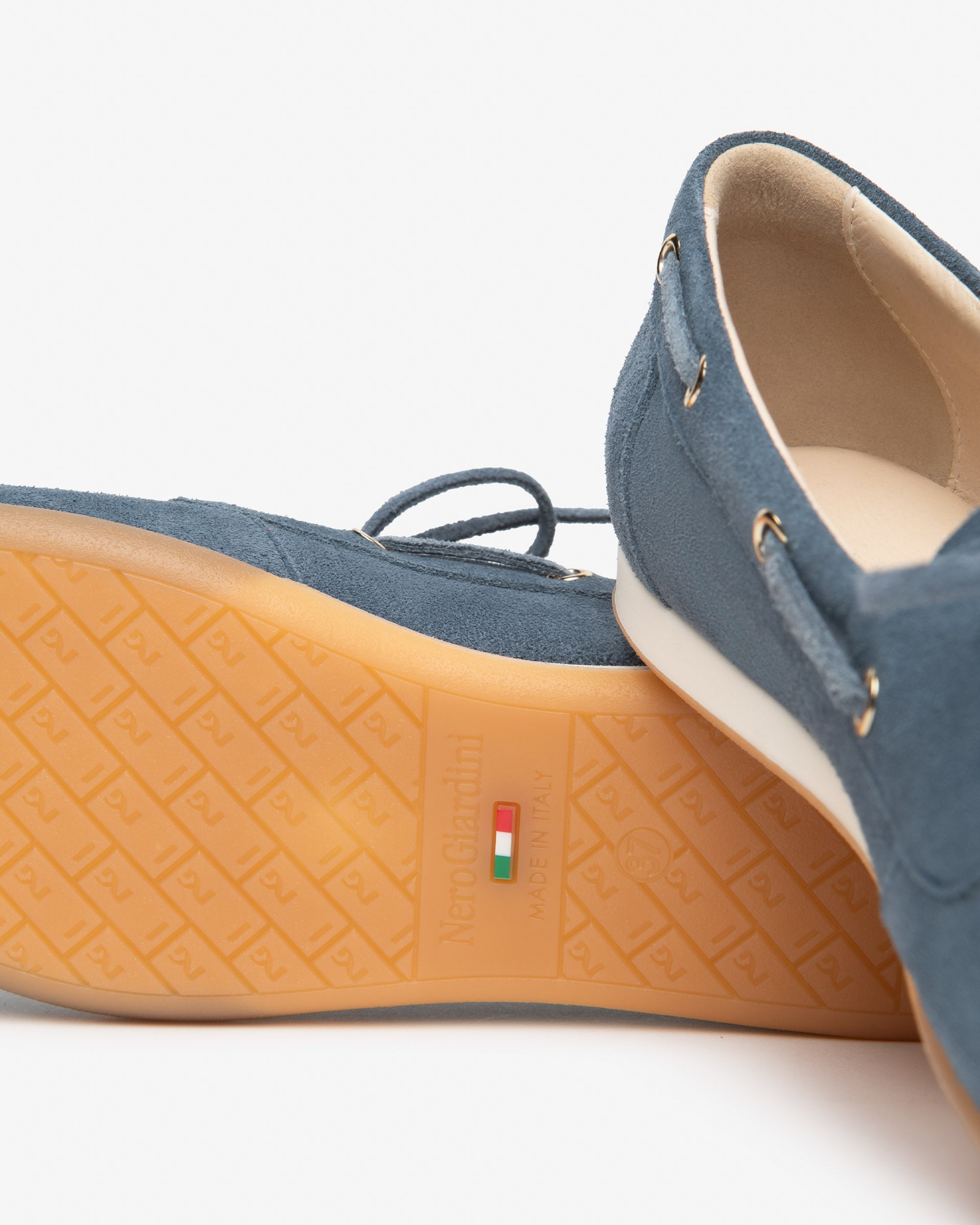 NEROGIARDINI Mocassini Camoscio E615042D - Musto Calzature srl