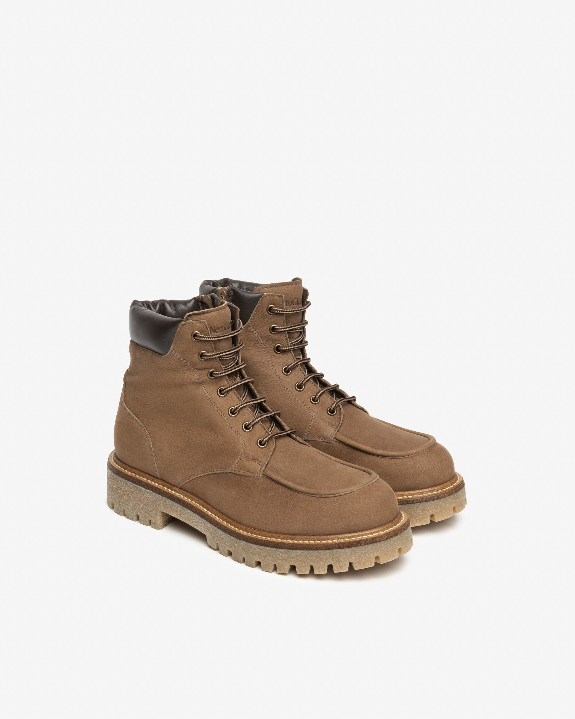 Stivaletti Uomo NeroGiardini: Comfort DryGo!® e Stile I501032U