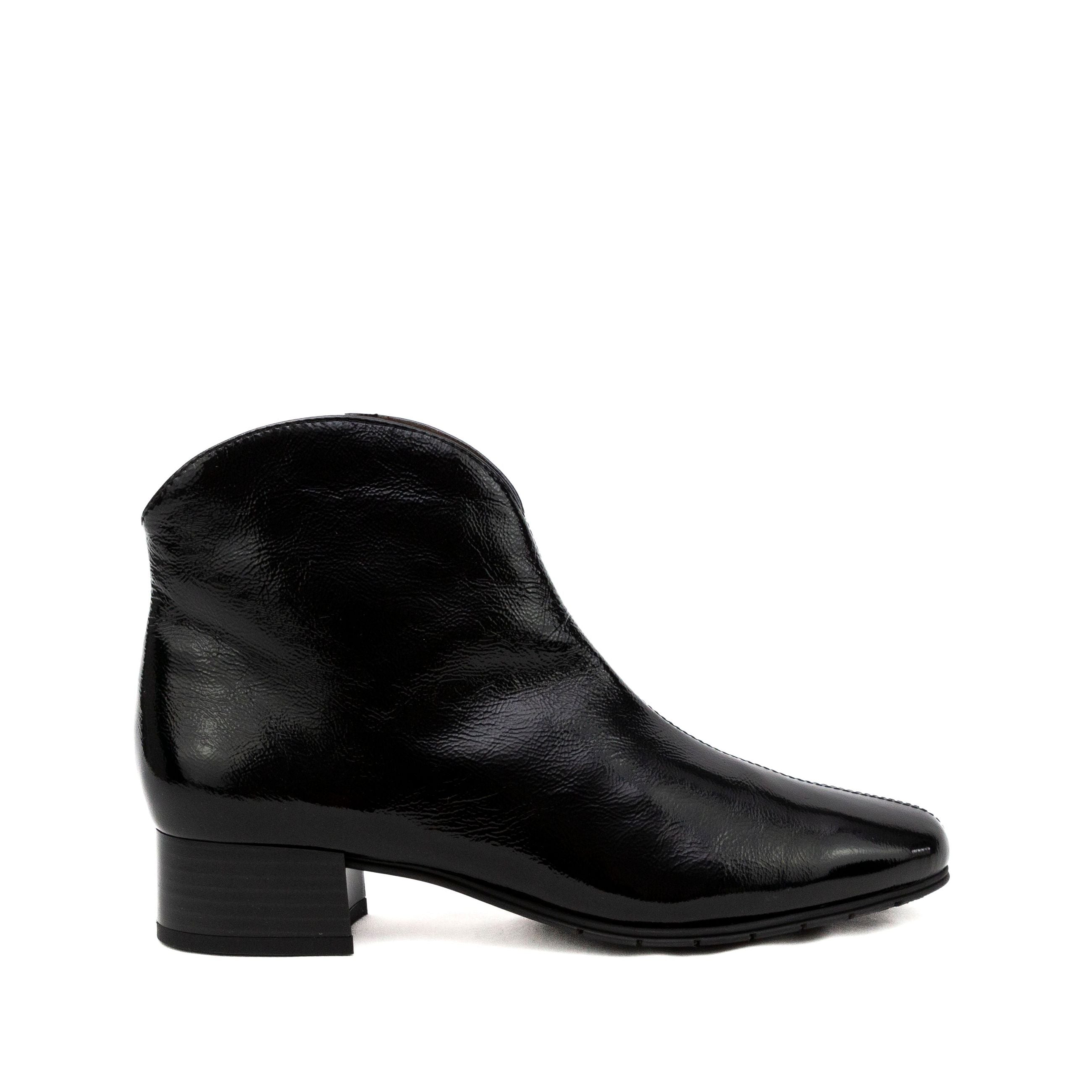 BRUNATE Stivaletti Vernice 38270 - Musto Calzature srl
