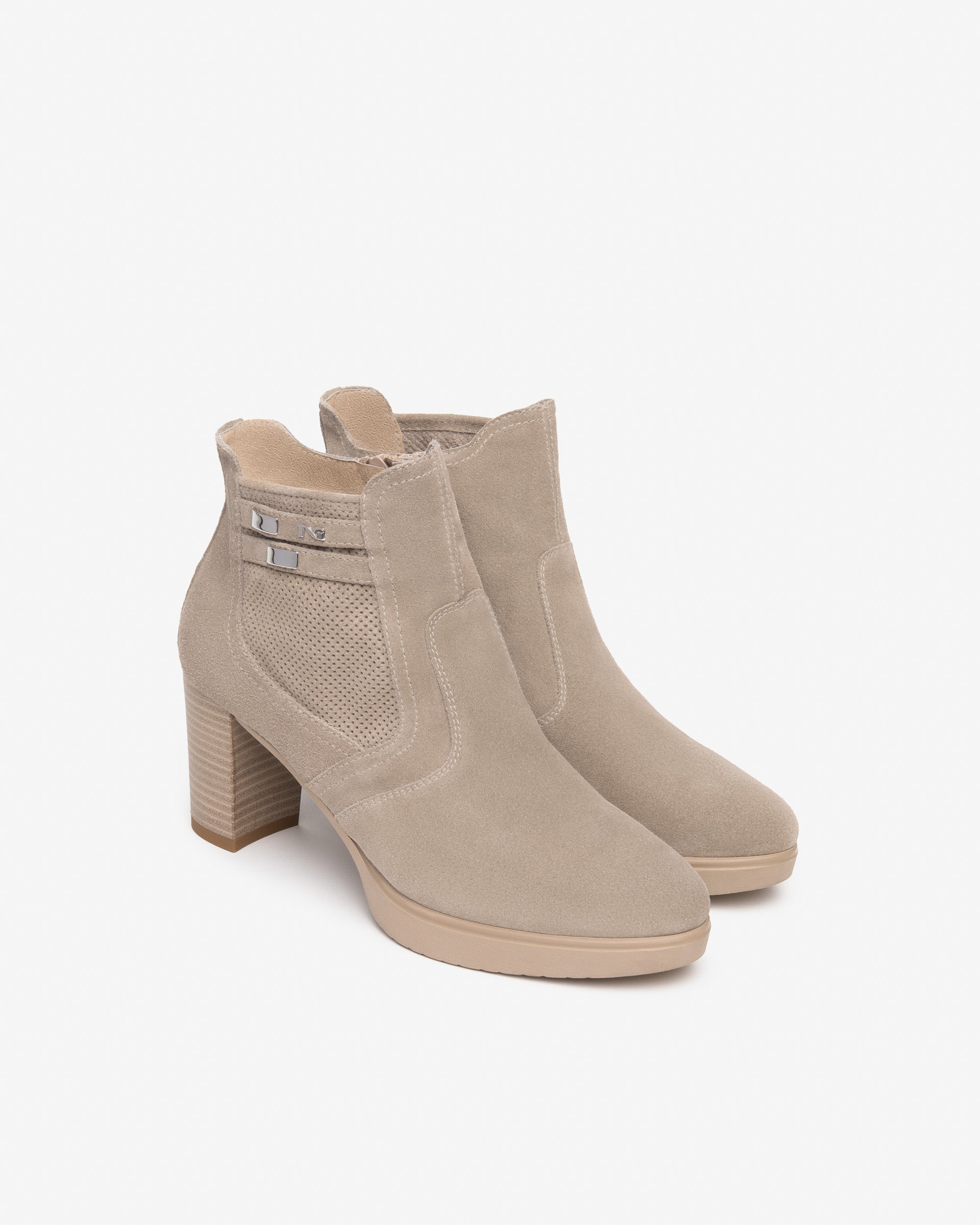 NeroGiardini Stivaletti da donna in camoscio - Musto Calzature srl