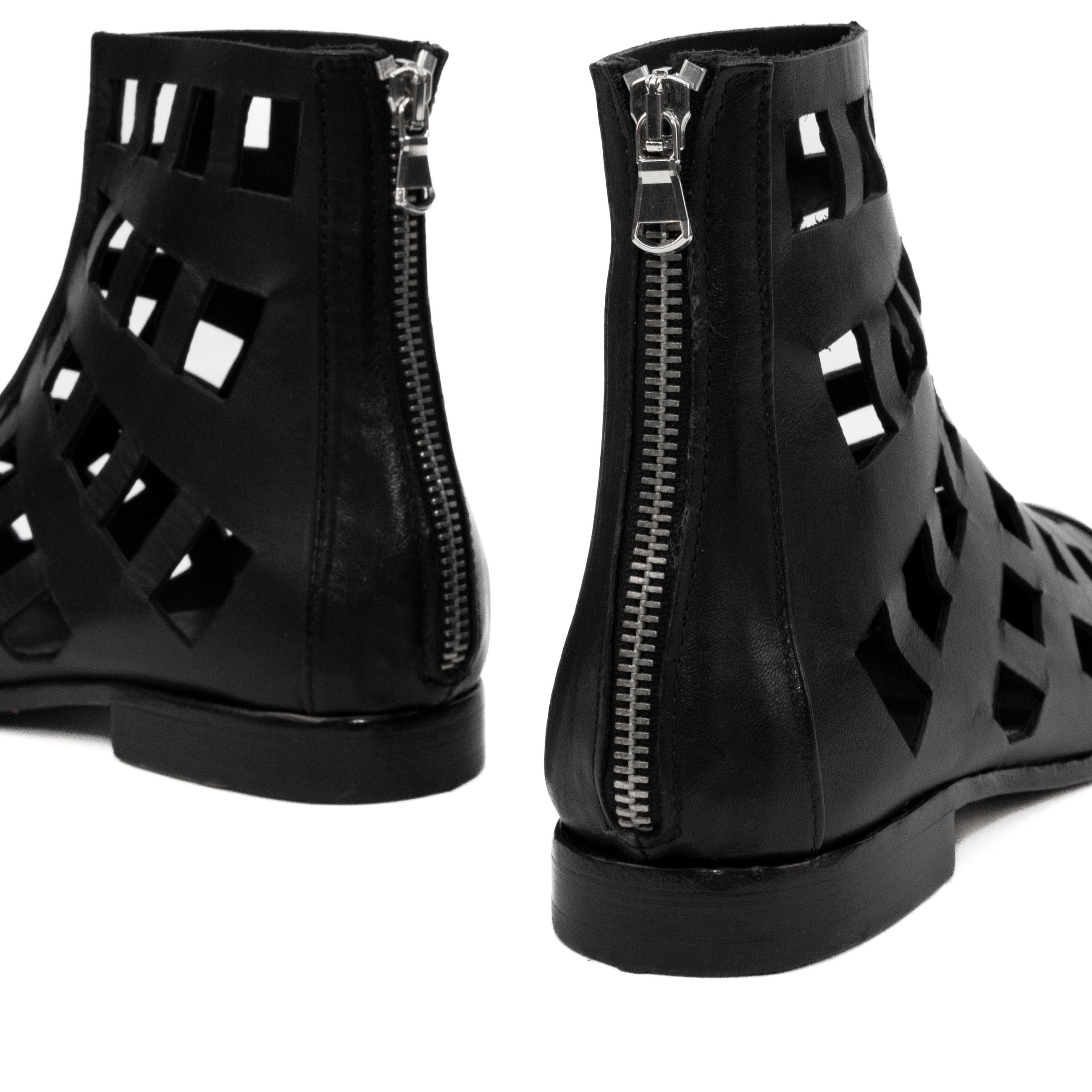 JP/DAVID Stivaletti PELLE FORATA 32979/280 - Musto Calzature srl