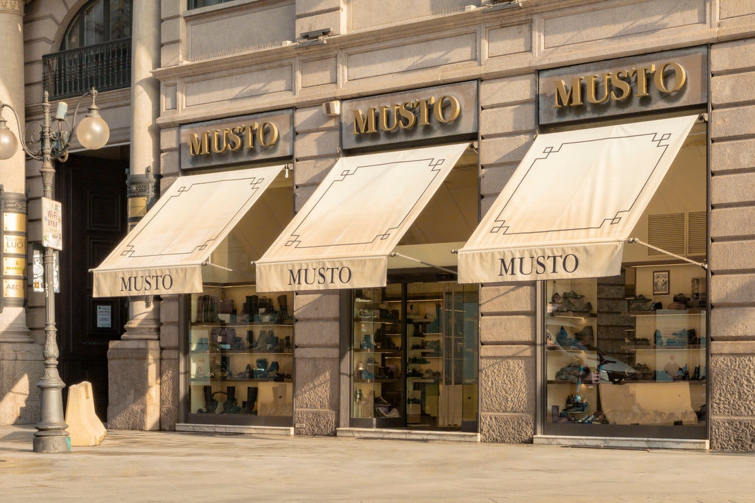 Musto Calzature boutique on Via Dante, Milan
