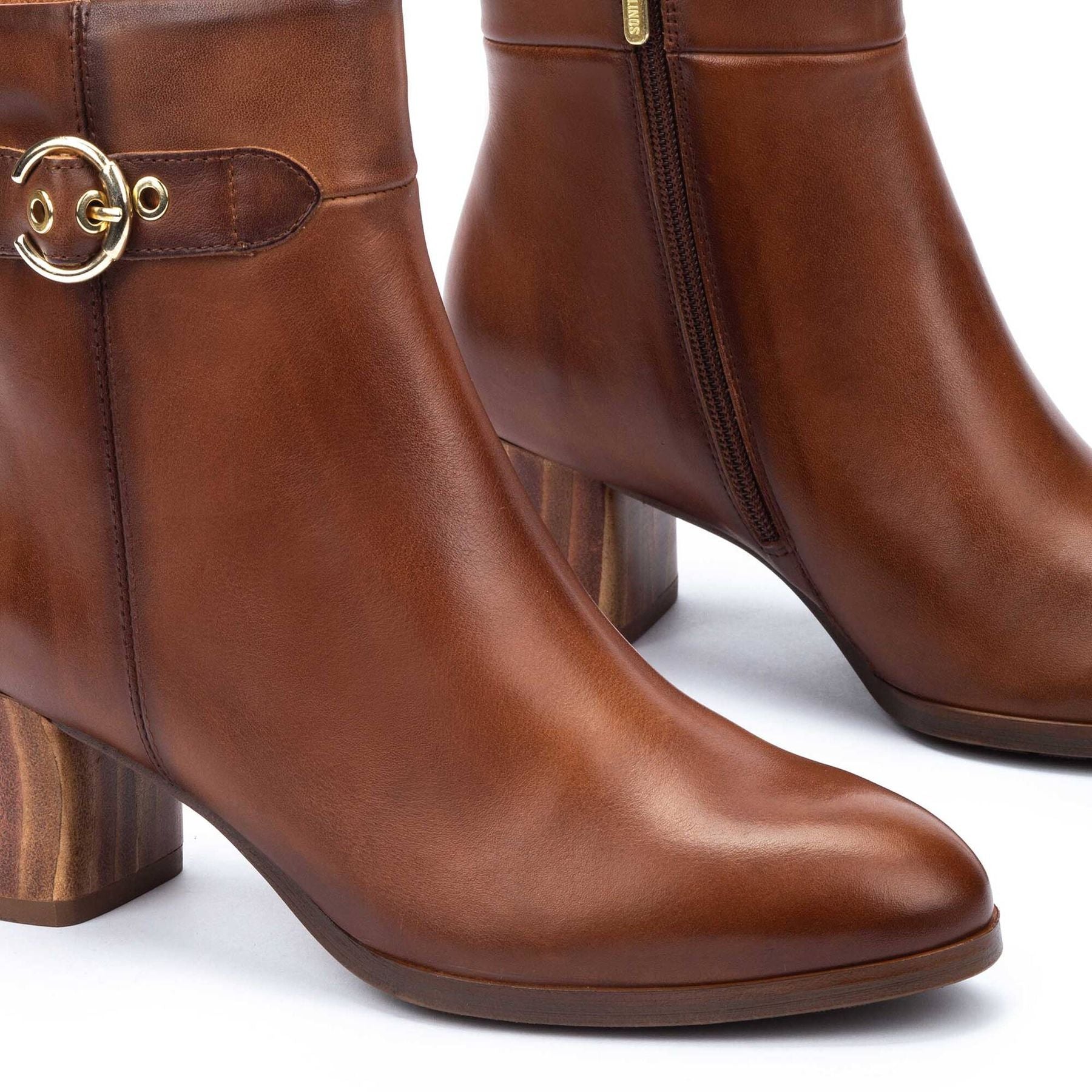 Pikolinos Stivaletti da donna in pelle con fibbia laterale CALAFAT - Musto Calzature srl