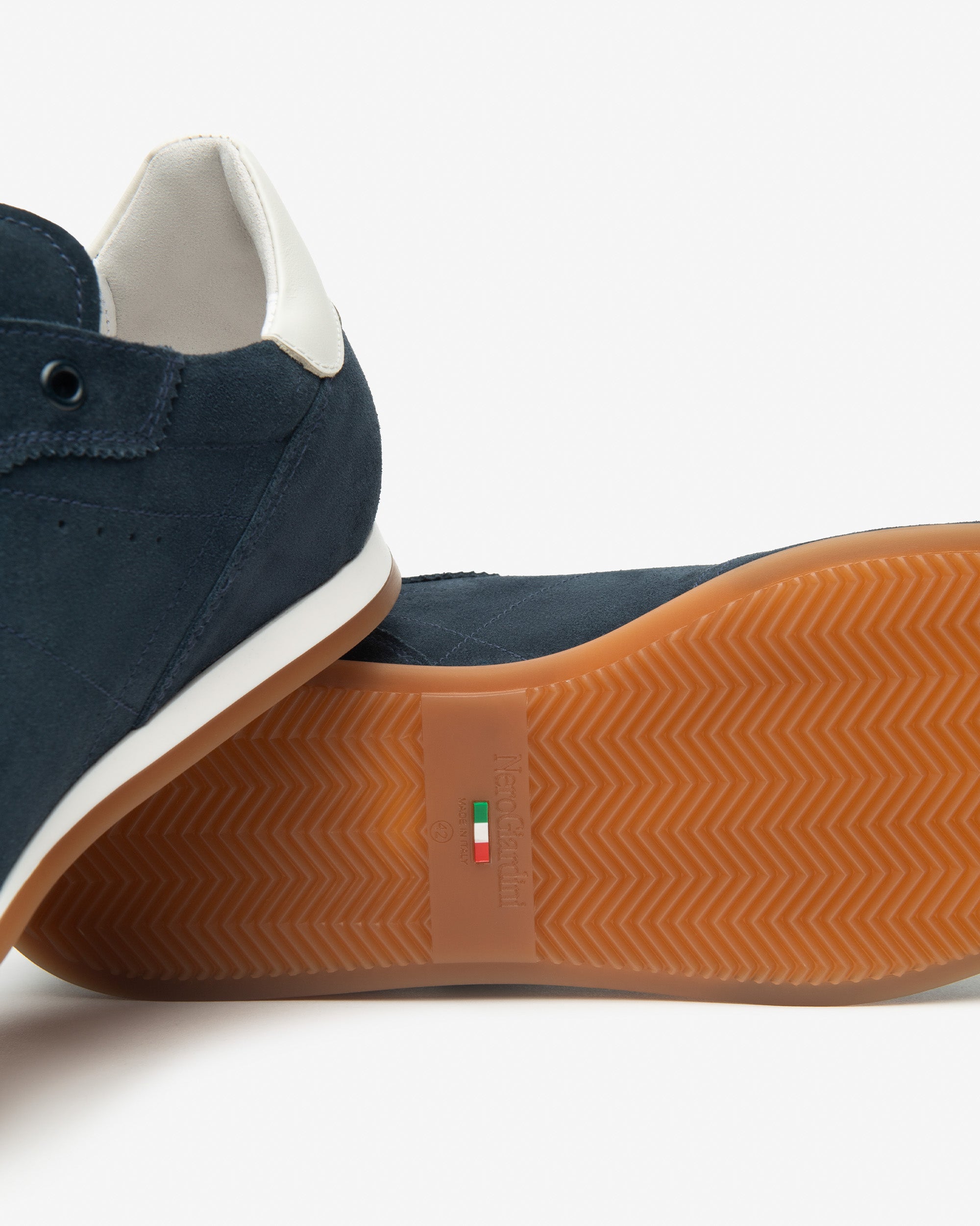 NEROGIARDINI Sneakers uomo Camoscio E601120U - Musto Calzature srl