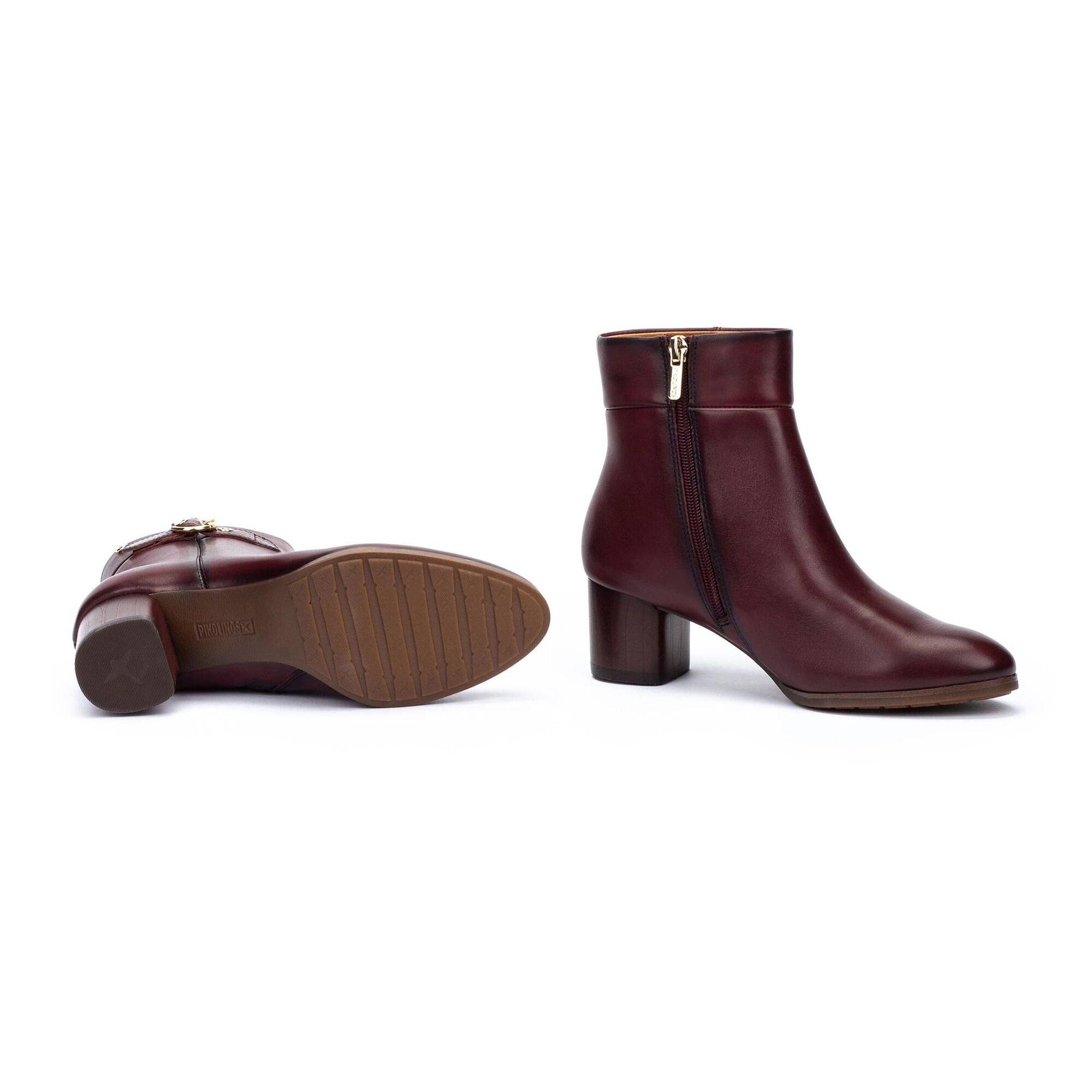 Pikolinos Stivaletti da donna in pelle con fibbia laterale CALAFAT - Musto Calzature srl