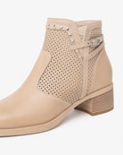 NEROGIARDINI Stivaletti da donna in pelle traforata - Musto Calzature srl