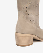 NeroGiardini Stivali da donna in camoscio stile texano - Musto Calzature srl