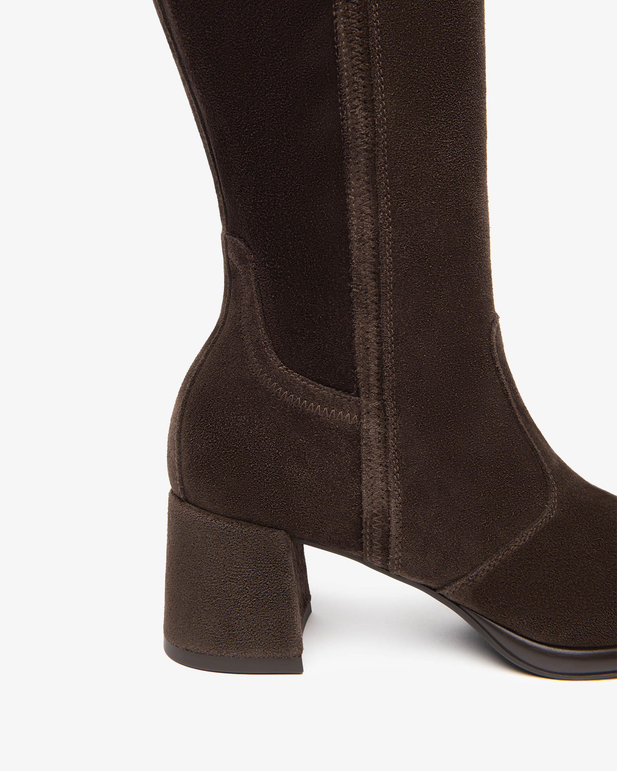 NeroGiardini stivali da donna in pelle scamosciata - Musto Calzature srl